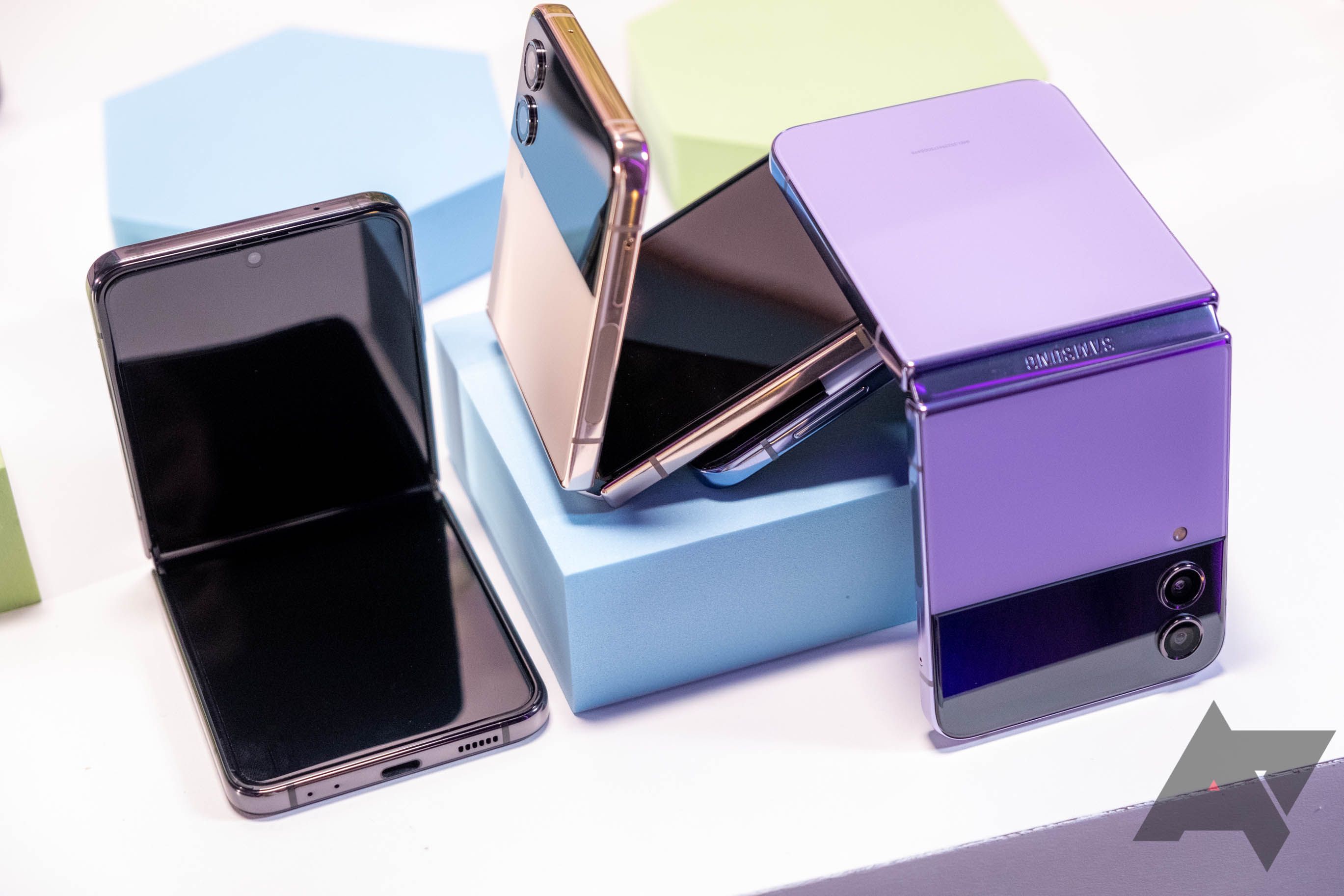 Which color Samsung Galaxy Z Flip 4 should you buy?