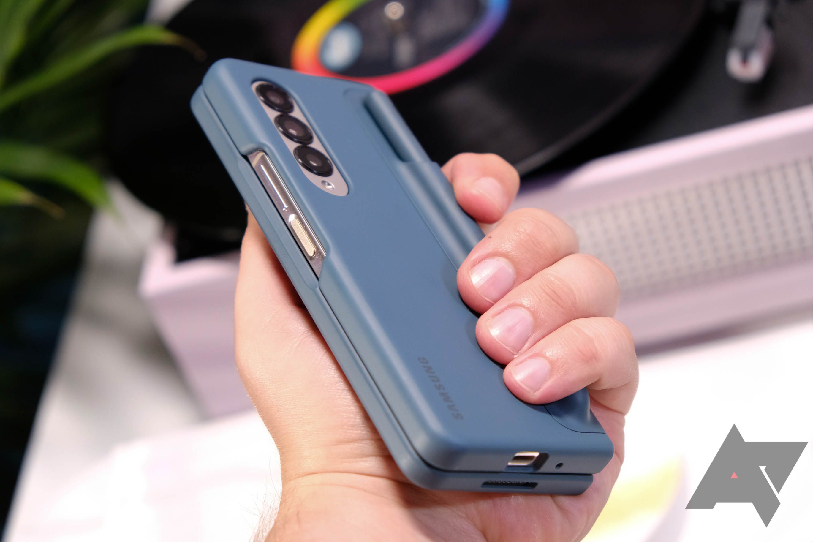 Best Samsung Galaxy Z Fold 5 cases in Singapore: Spigen, Otterbox