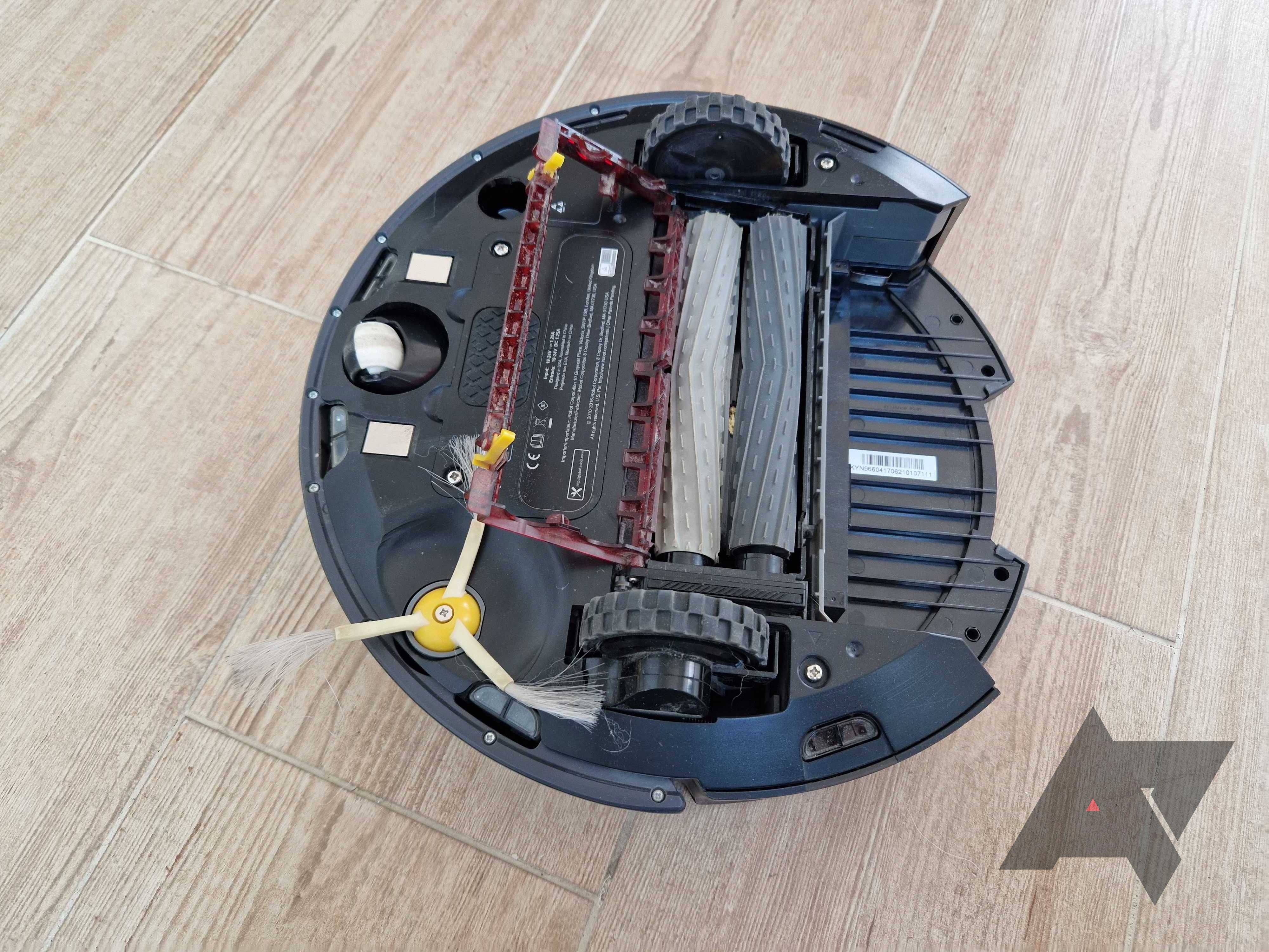 How To Clean Roomba Debris Extractors