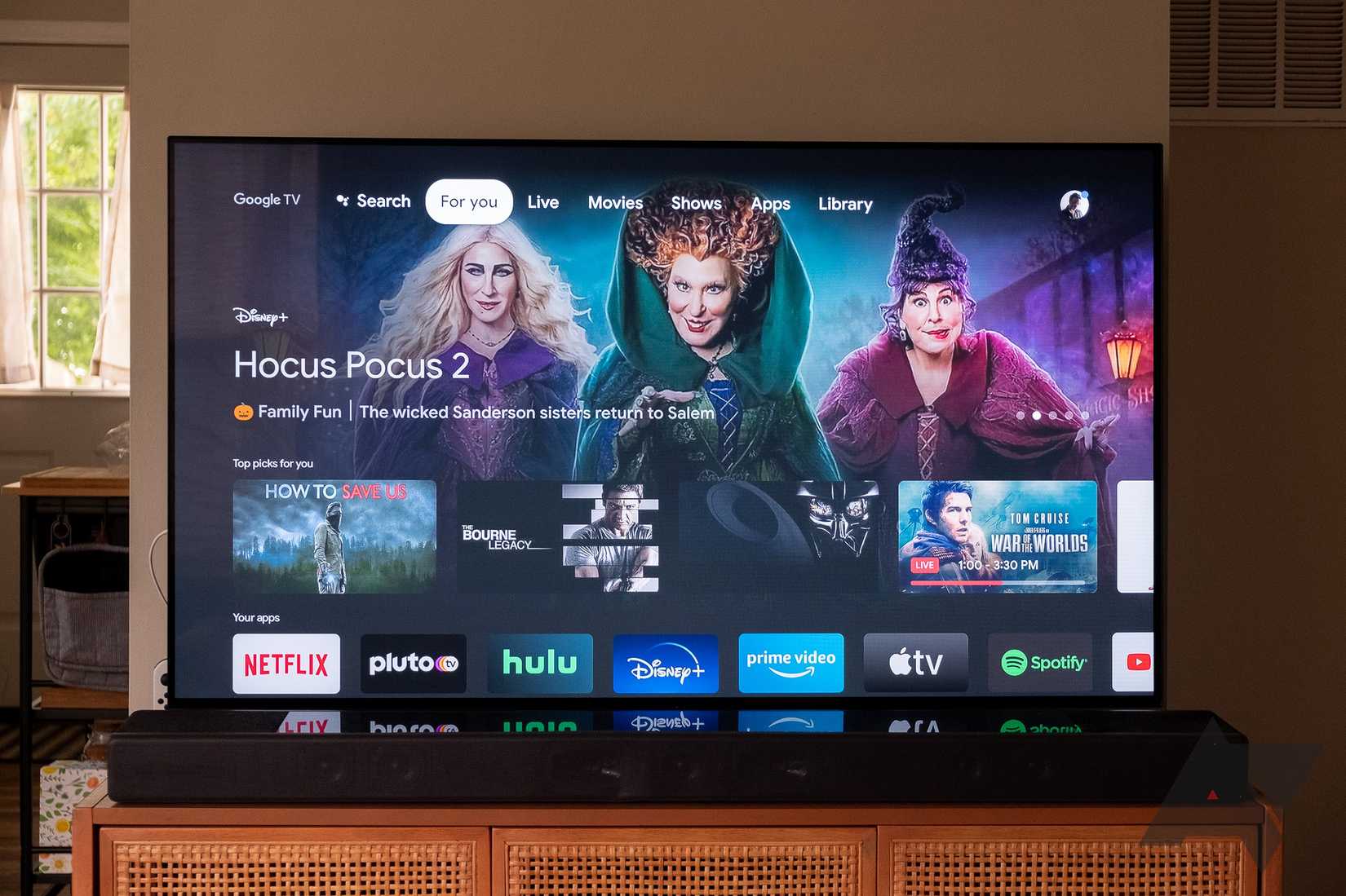 How to Choose a Tv With Built-In Chromecast: Ultimate Buying Guide
