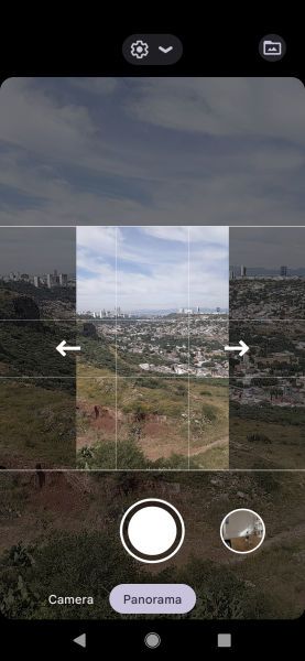 Mode panorama Pixel 4a melihat ke lembah