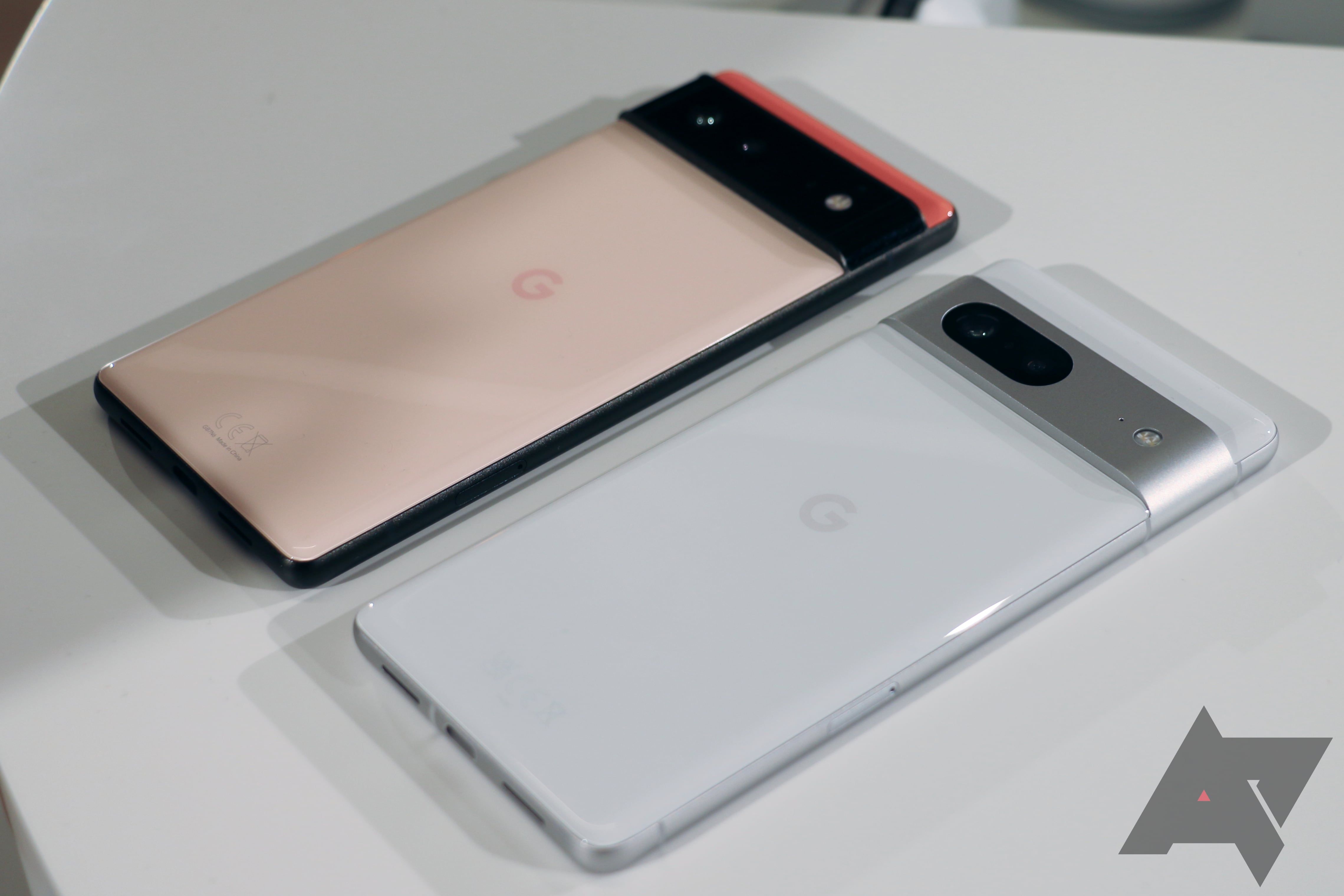 A comparuson of the Google Pixel 6 and the Pixel 7.1