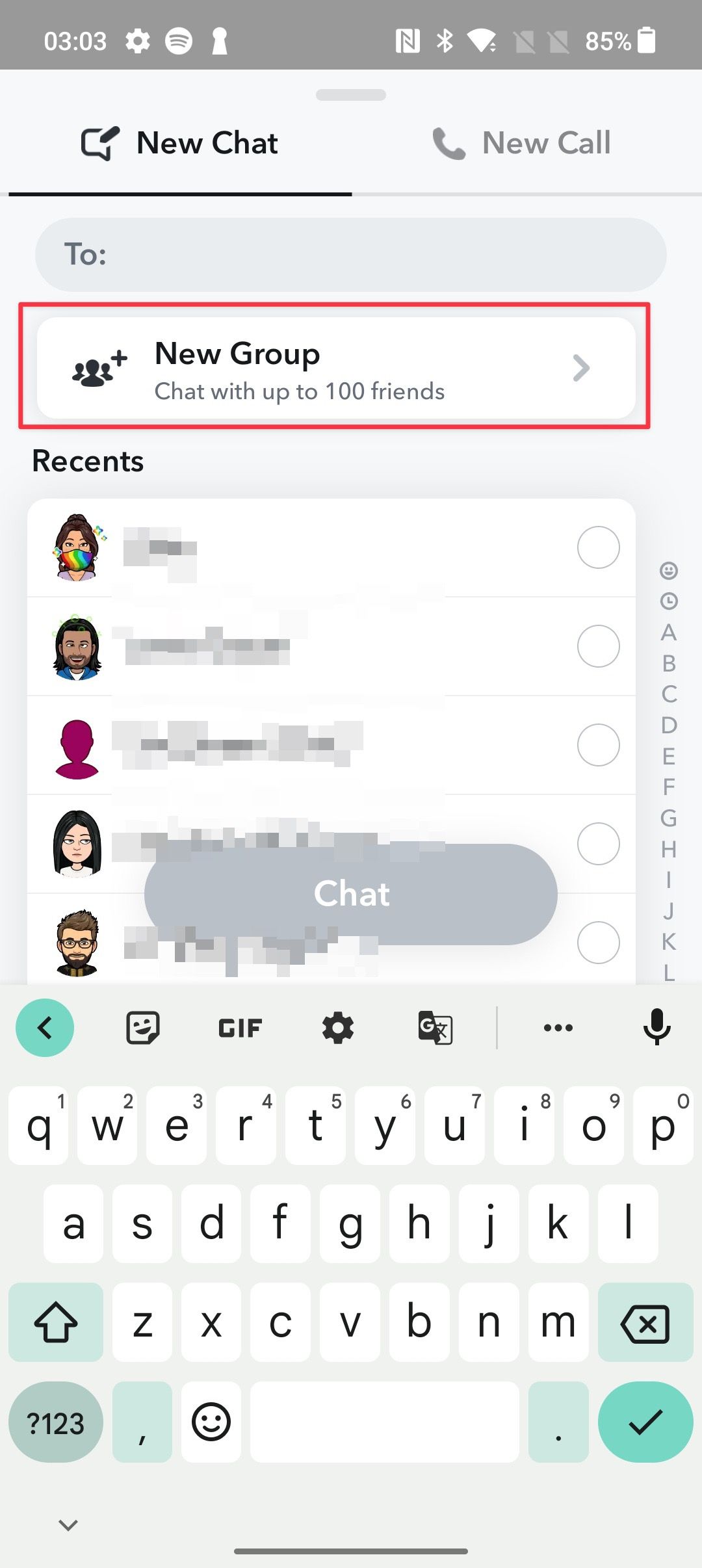 Escolhendo a opção Novo grupo de bate-papo no Snapchat