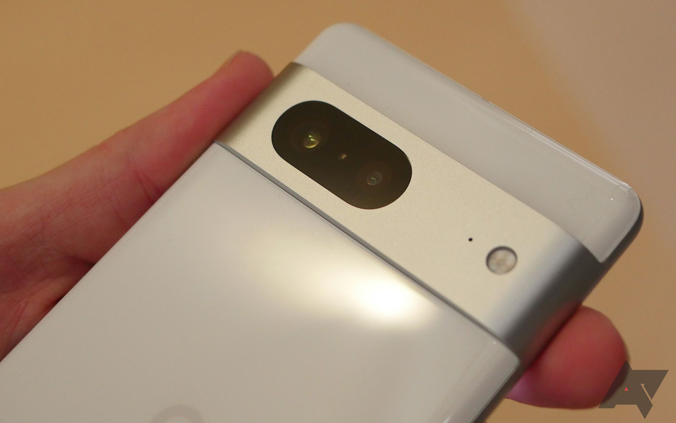 Battle of the 'small' flagships - Blog - Creative Collaboration