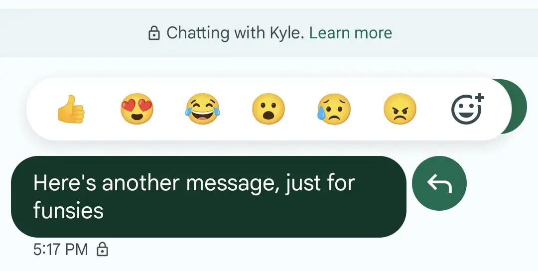 9to5-mensagens-emoji-reagir