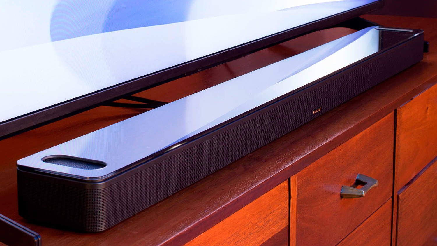 bose-smart-soundbar-900-atmos-feature-01