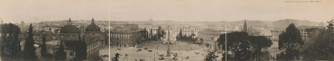 Tiga foto berdampingan menampilkan panorama Roma dalam warna hitam putih