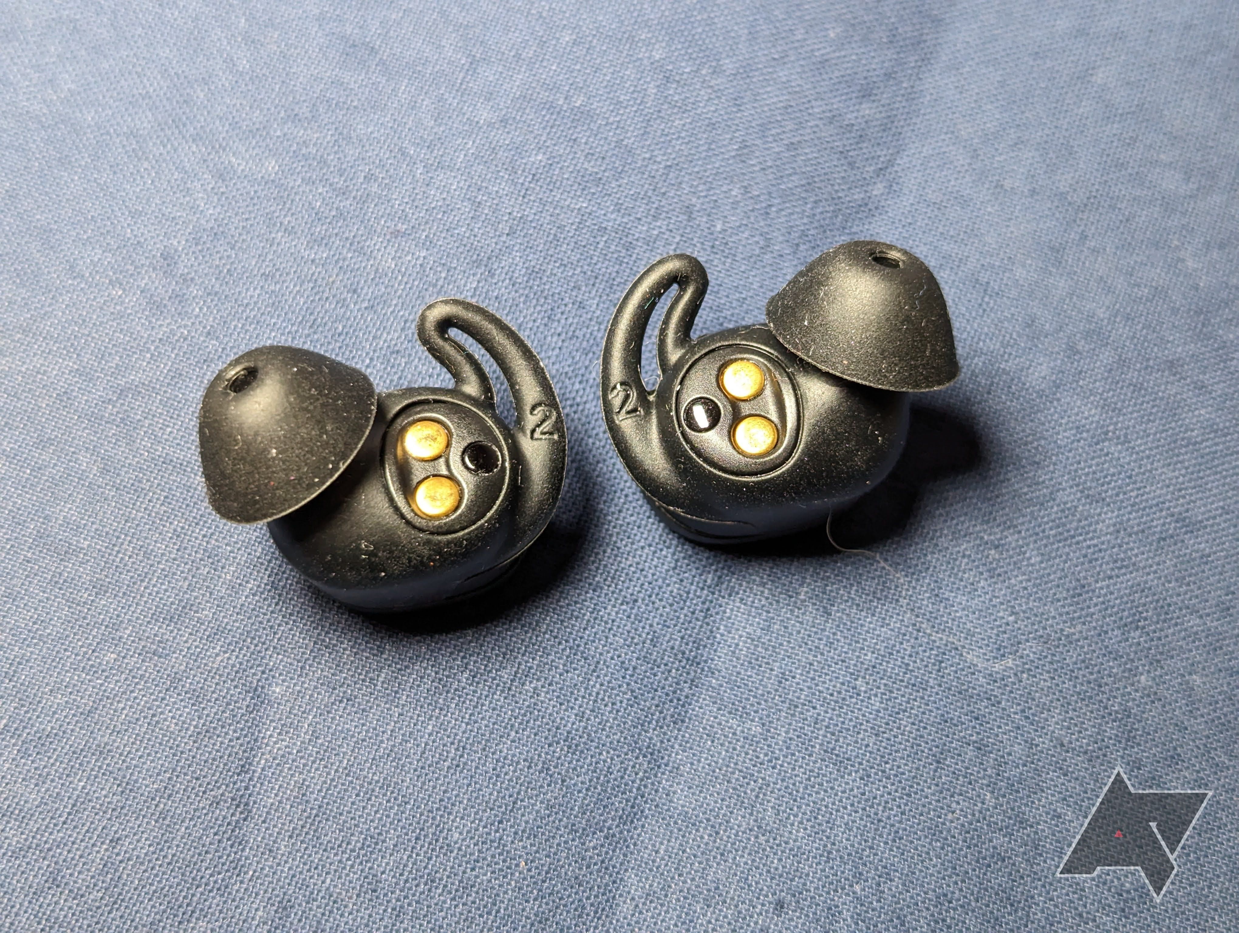 Jaybird Vista 2 vs. Jabra Elite 7 Active Solid build or solid sound