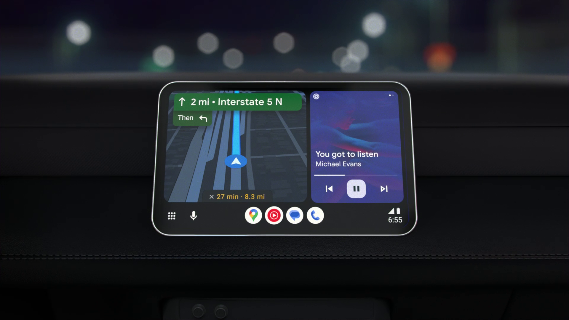 Desain ulang terbaru Android Auto, dengan peta di sebelah kiri dan musik di sebelah kanan.