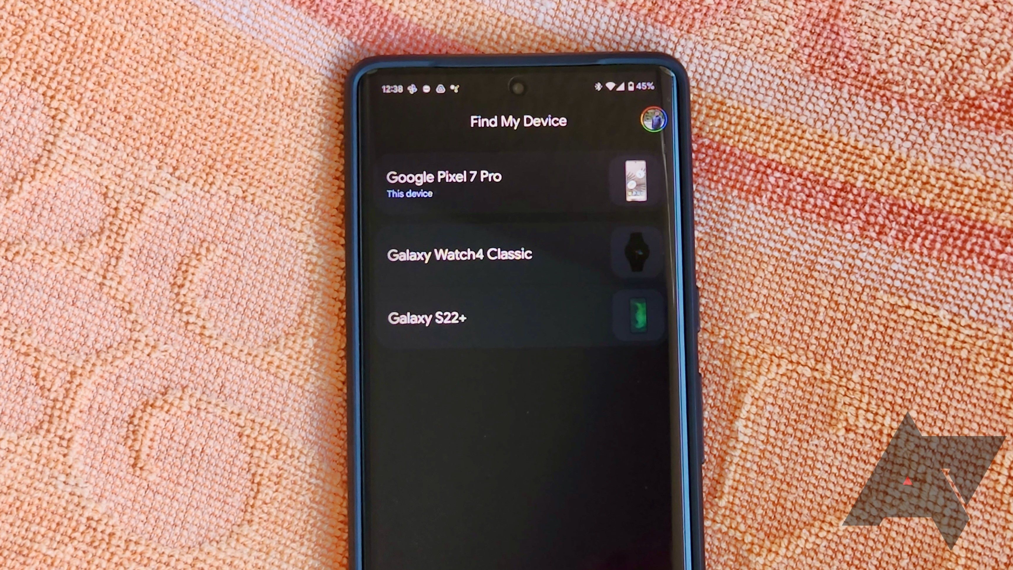 Find My Device app running on Google Pixel 7 Pro