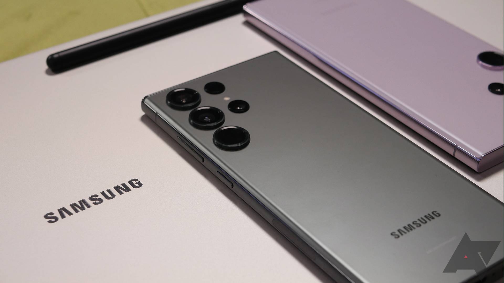 Samsung begins releasing Galaxy S23 kernel source