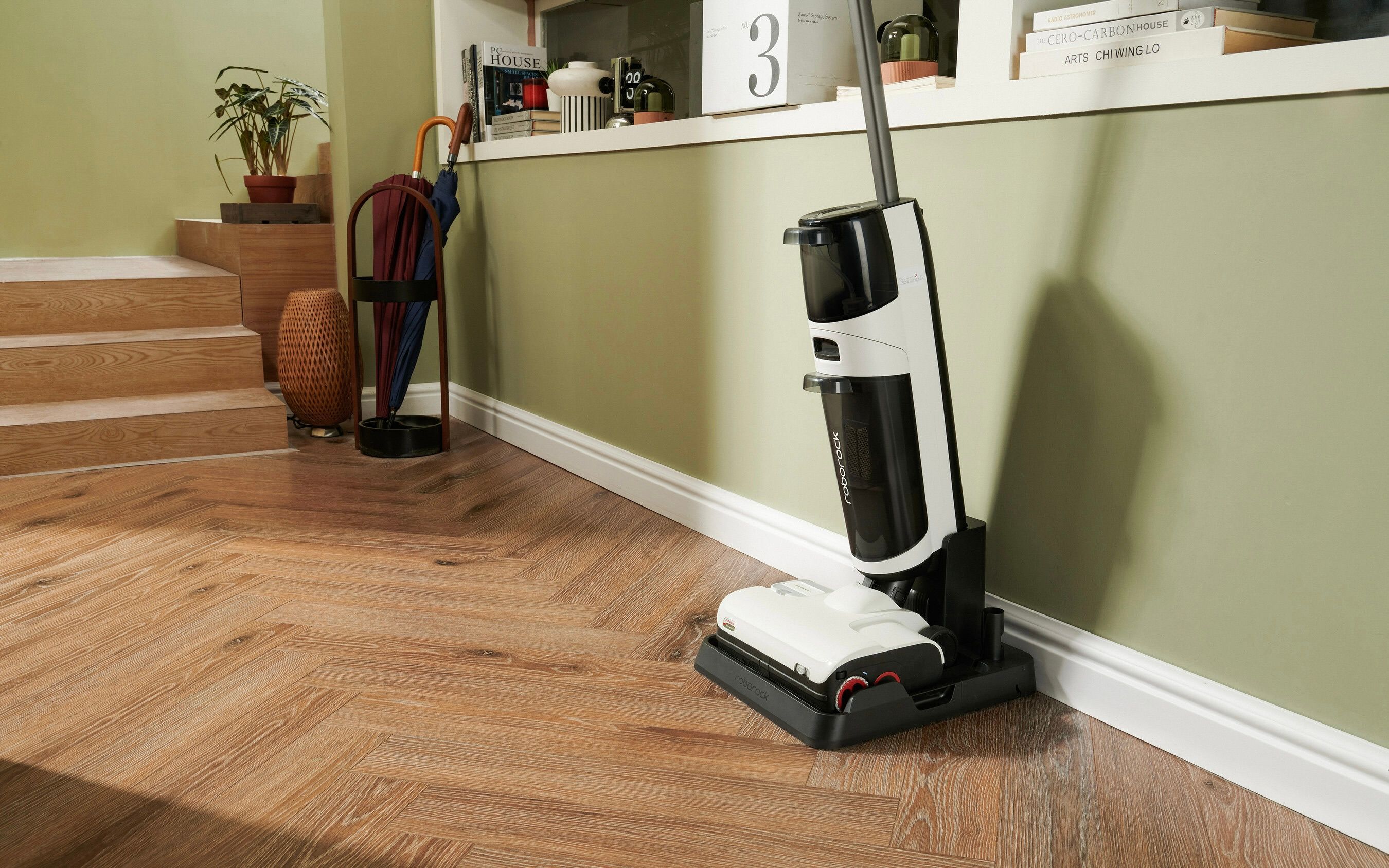 Rent Roborock S8 Pro Ultra Vacuum Cleaner from €84.90 per month