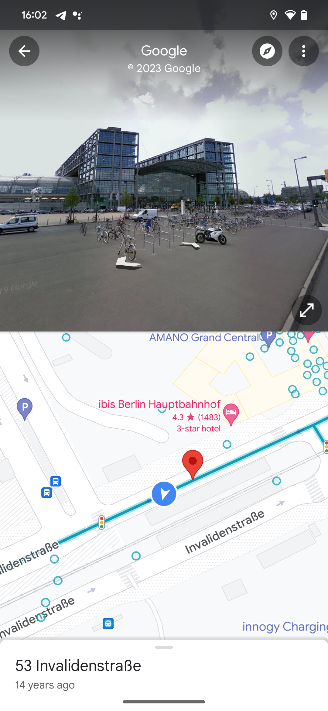 Fitur Google Maps Street View menunjukkan gambar kuno stasiun pusat Berlin tanpa stasiun trem yang sudah lama dibangun di depannya