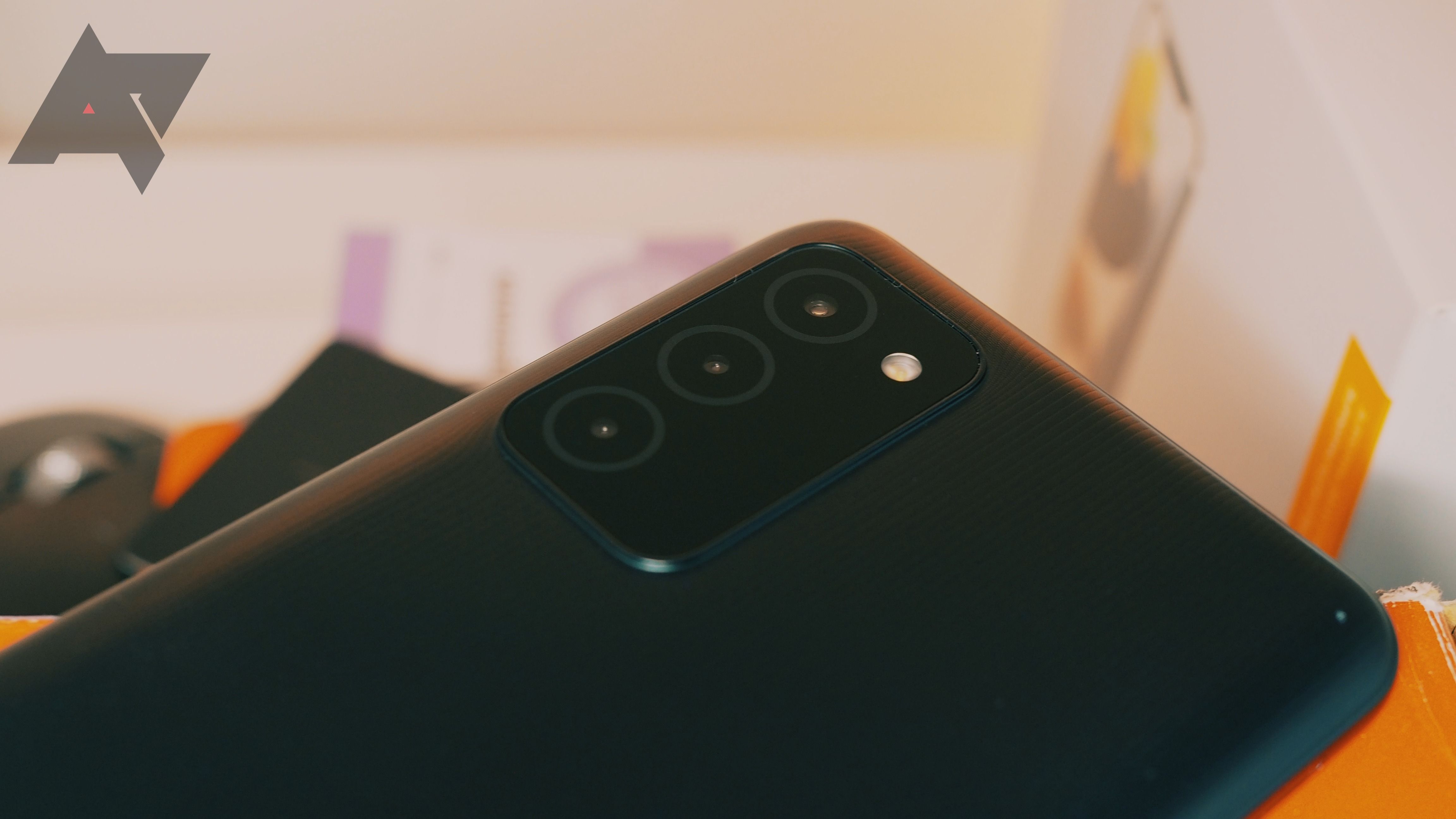 Detalhe do módulo da câmera na parte traseira do Samsung Galaxy A03s