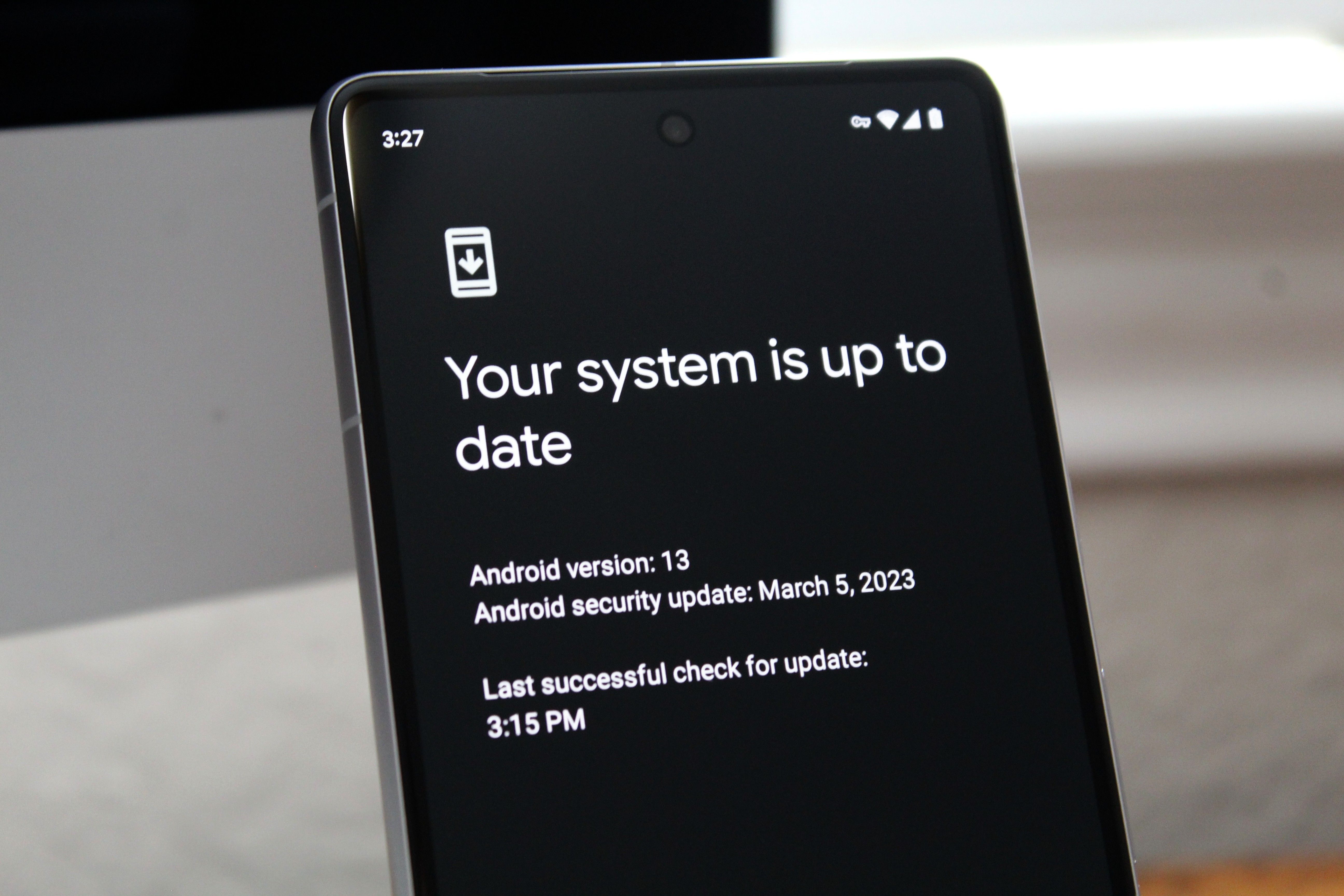 android-13-verificando-atualizações-abril-2023