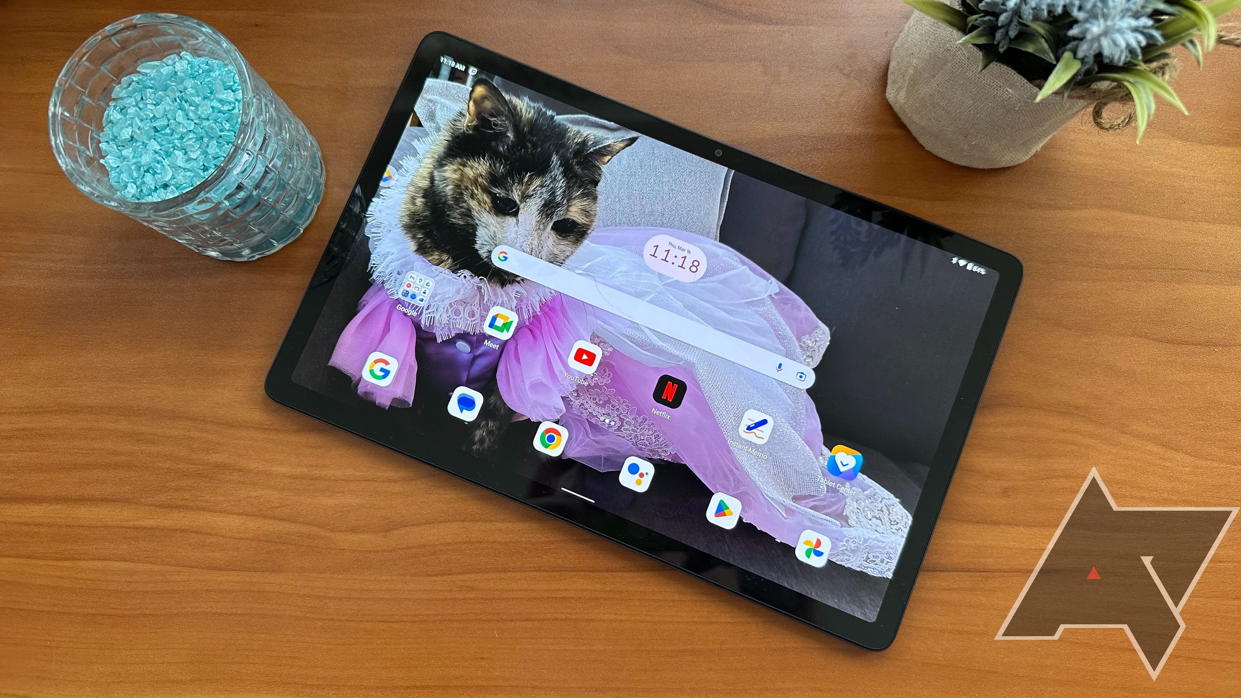 Lenovo Tab P11 Pro Review: Great Hardware Can't Save Android