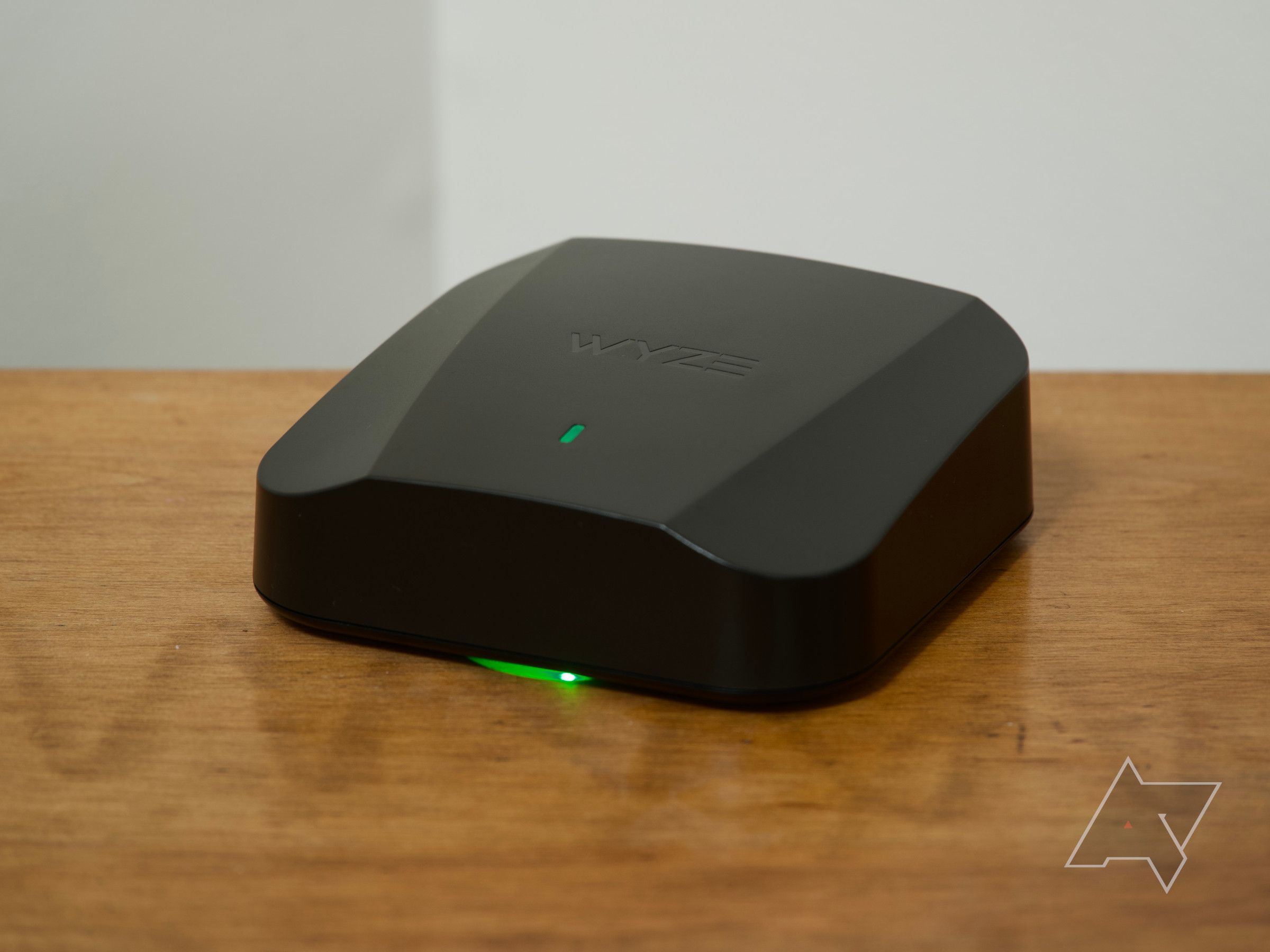 Wyze Mesh Router Pro connected status light