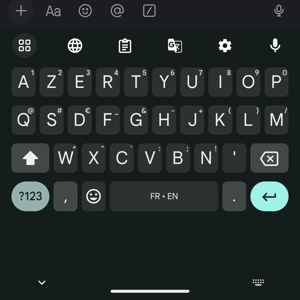 Screenshot showing Gboard with a much bigger gap between the bottom and the space bar than usually