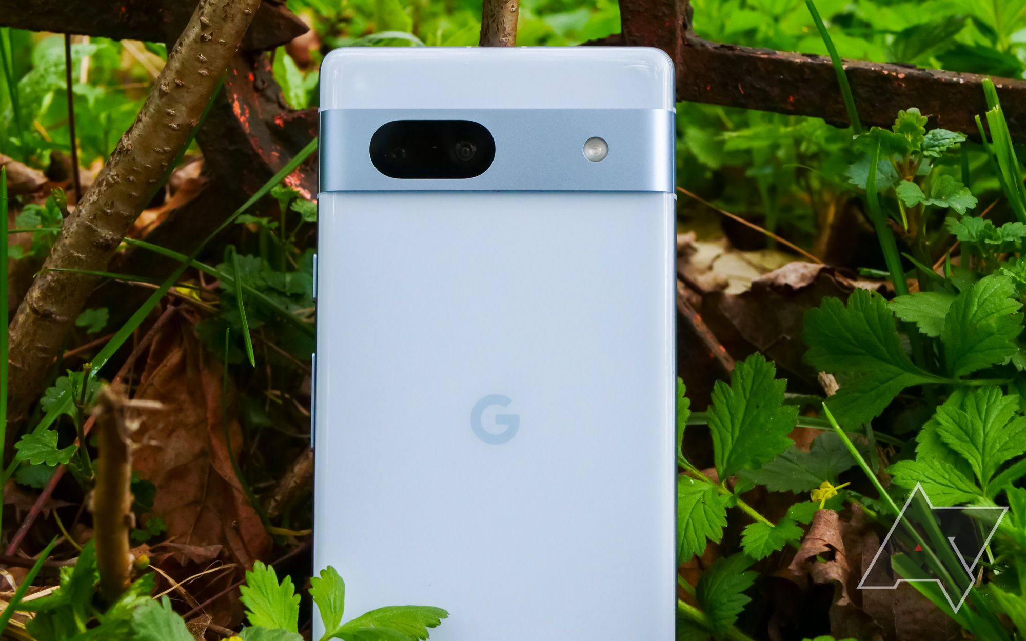 The Pixel 7a would be better if Google brought back this accessory
