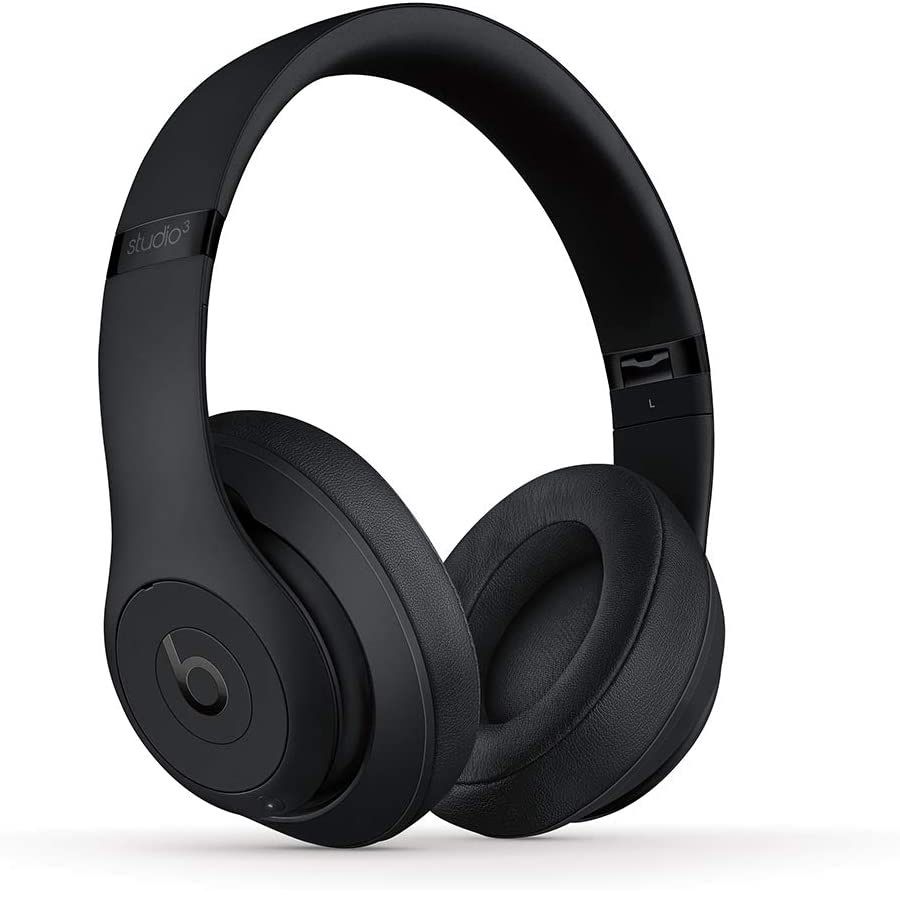 Beats Studio3 headphones against a white background