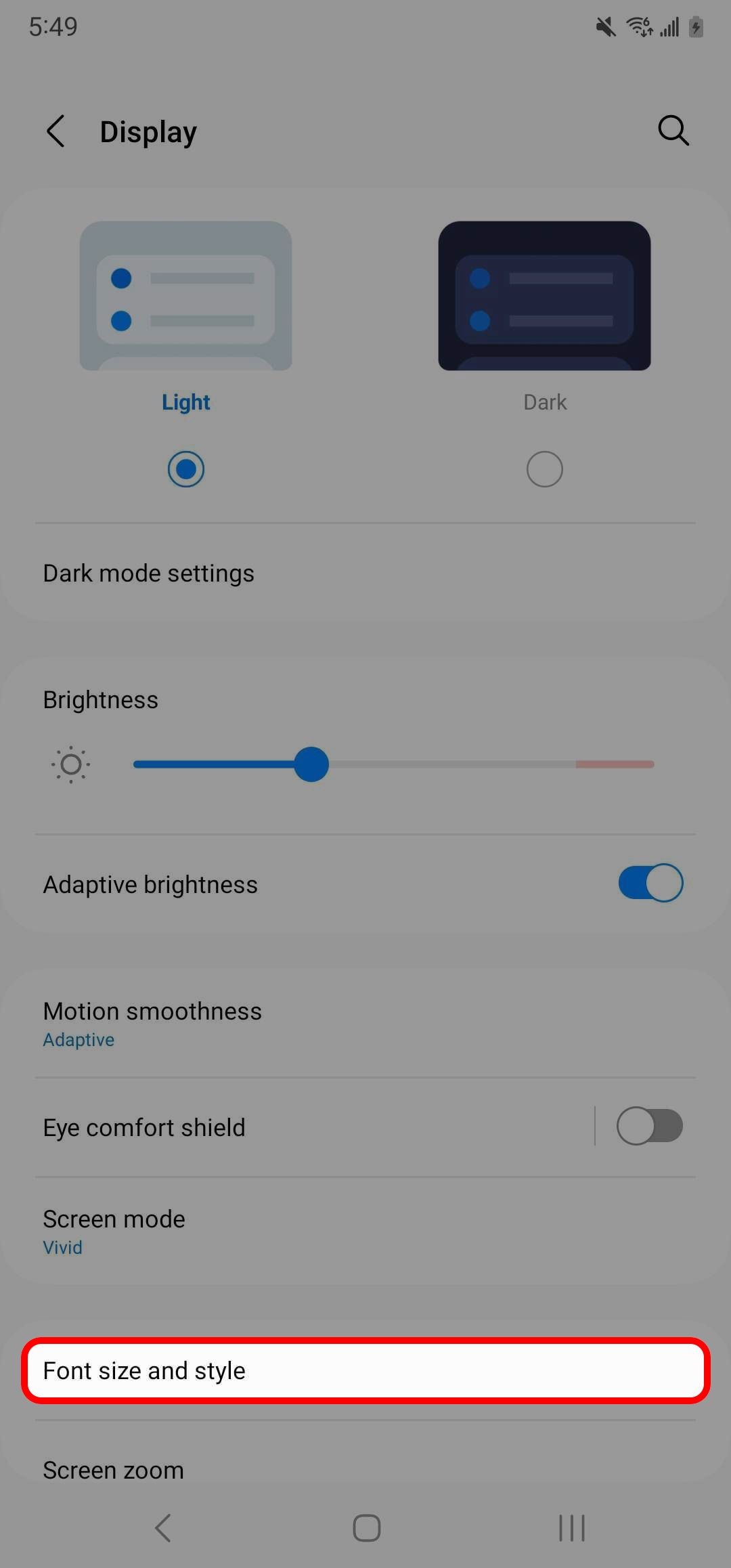 Samsung Display menu highlighting the Font size and style option