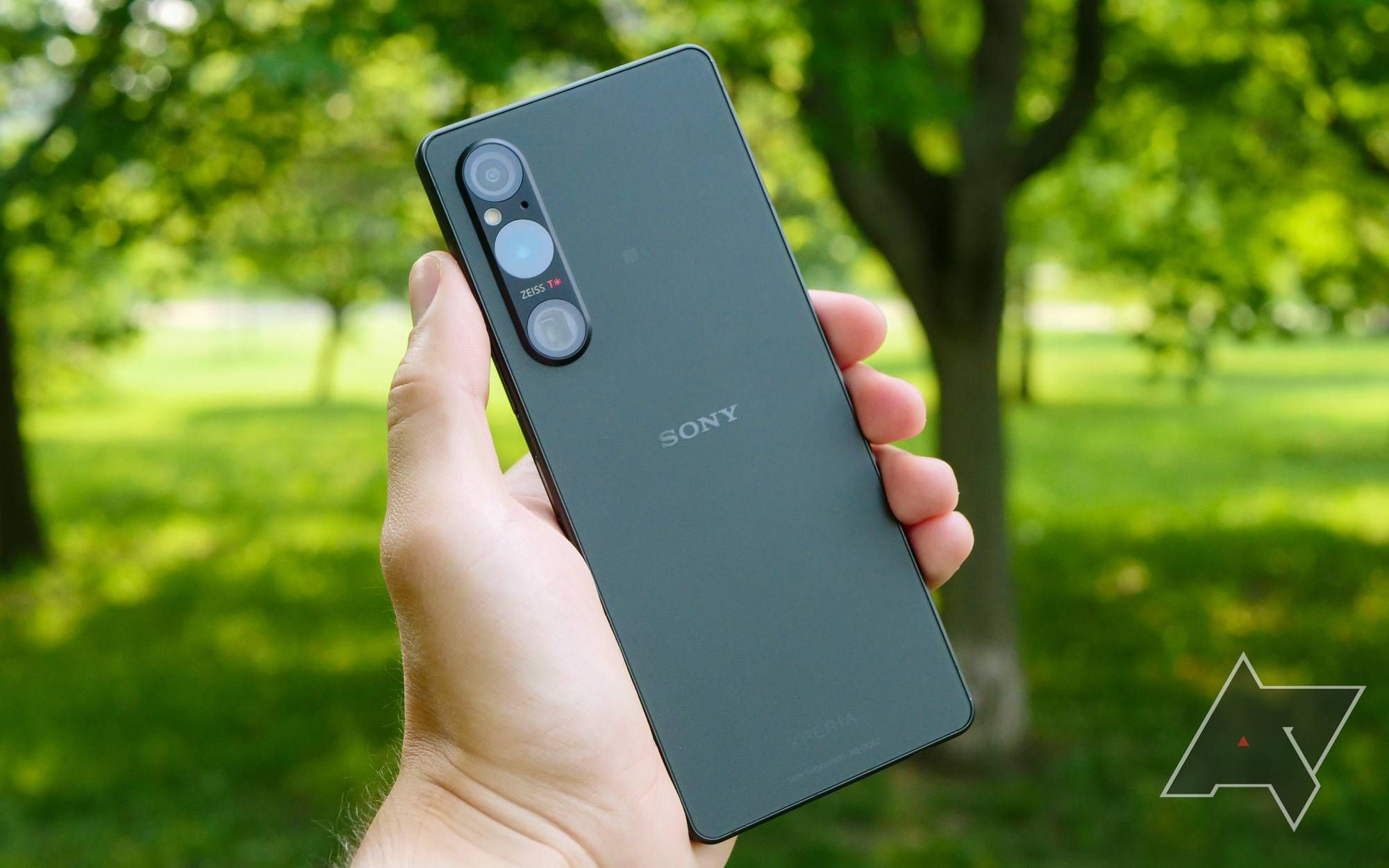Sony Xperia 1 V review: think different (again)