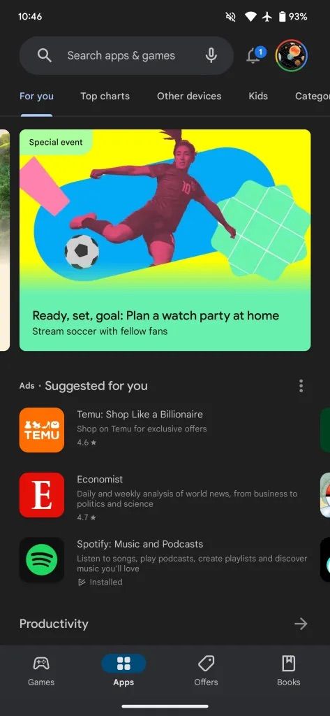 Google Play Store experiments with new bottom bar behavior