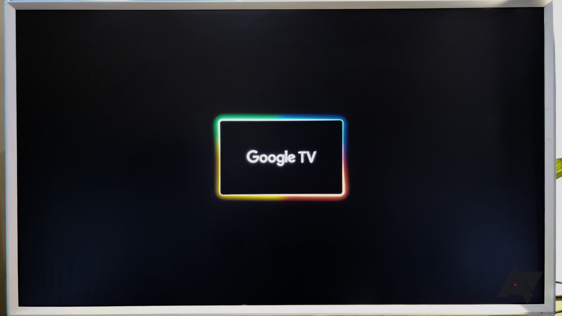  ONN TV Box Dispositivo de Streaming Android TV Resolucion 4K 2160p  Chromecast 8GB Google Assistant 