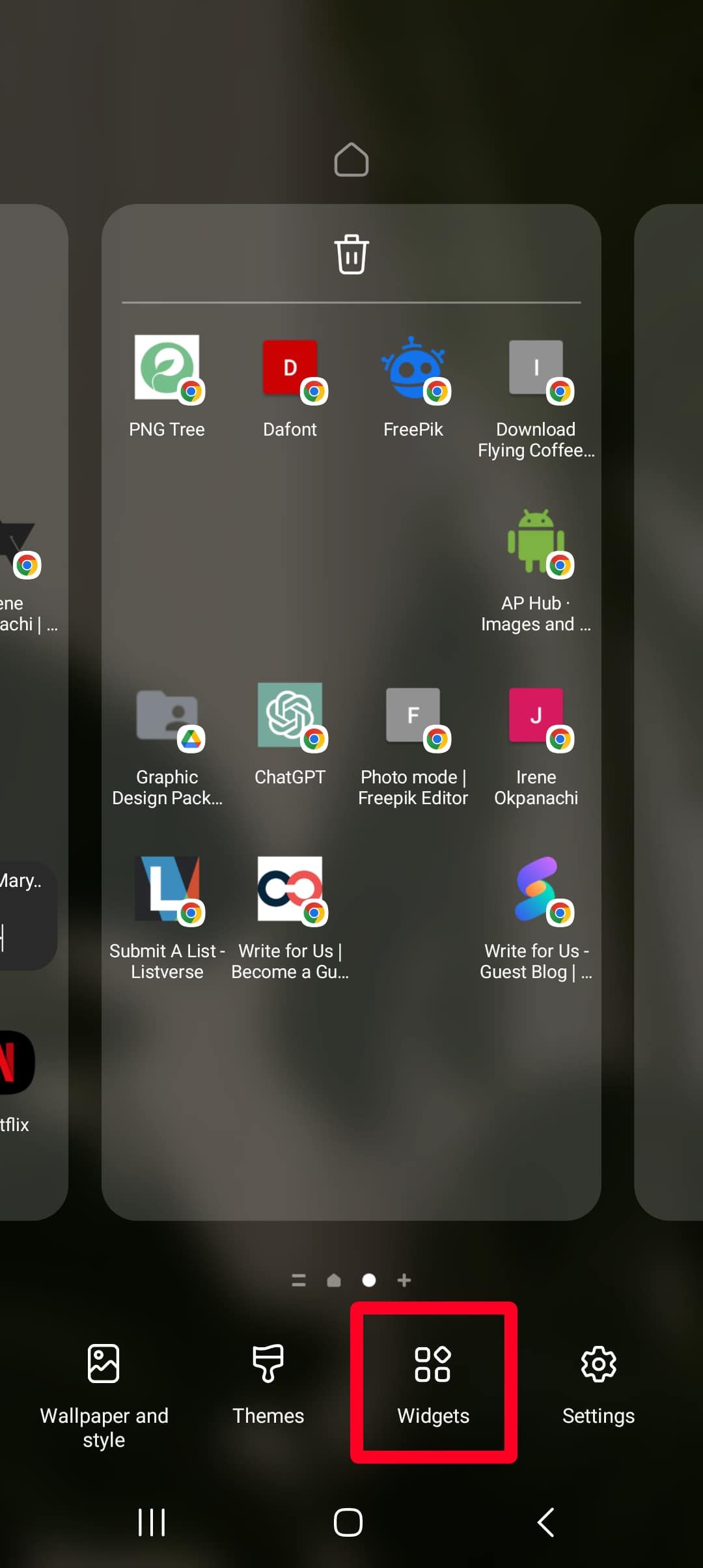 Selecting Widgets option on Android Home screen menu.