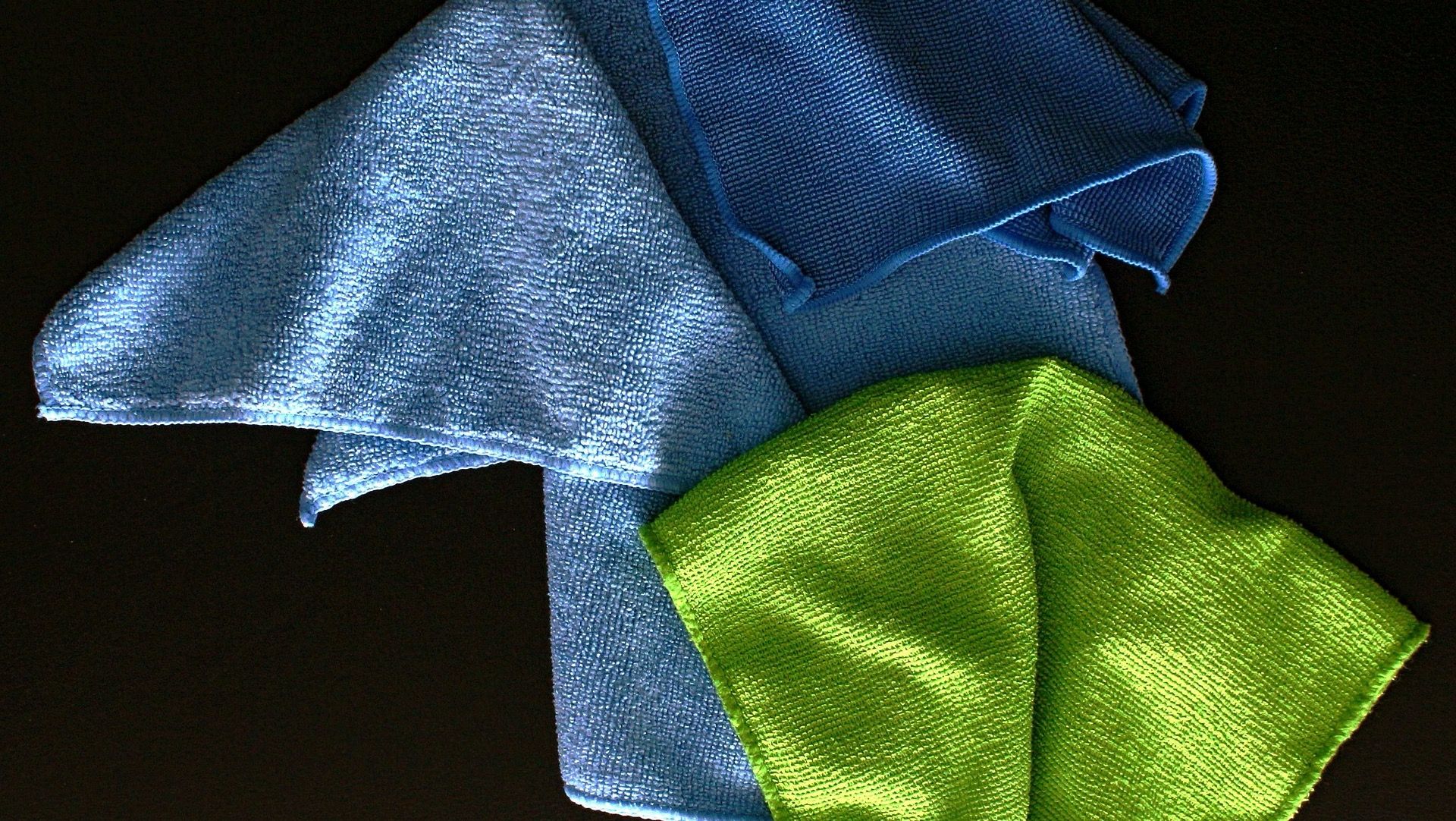 Microfiber cleaning cloths