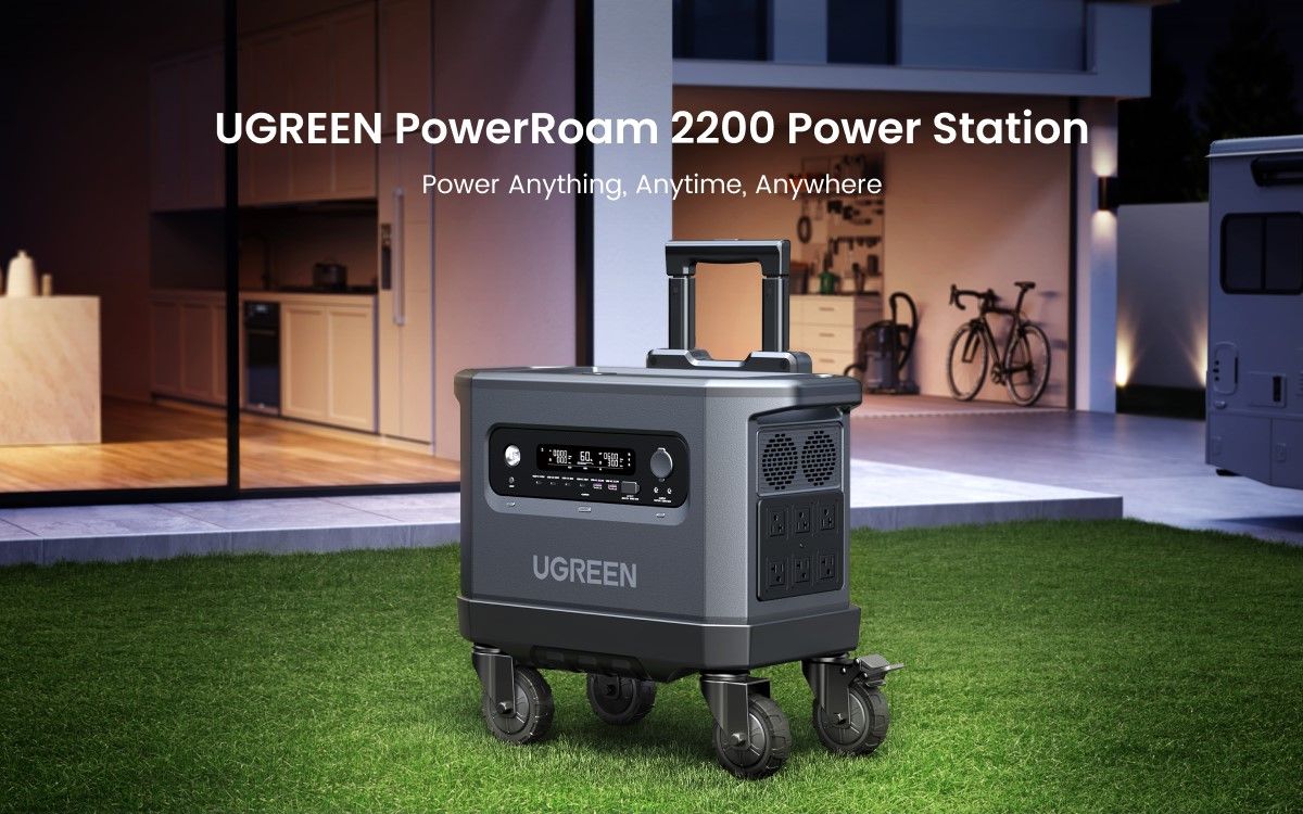 ugreen powerroam 2200 on wheels on grass