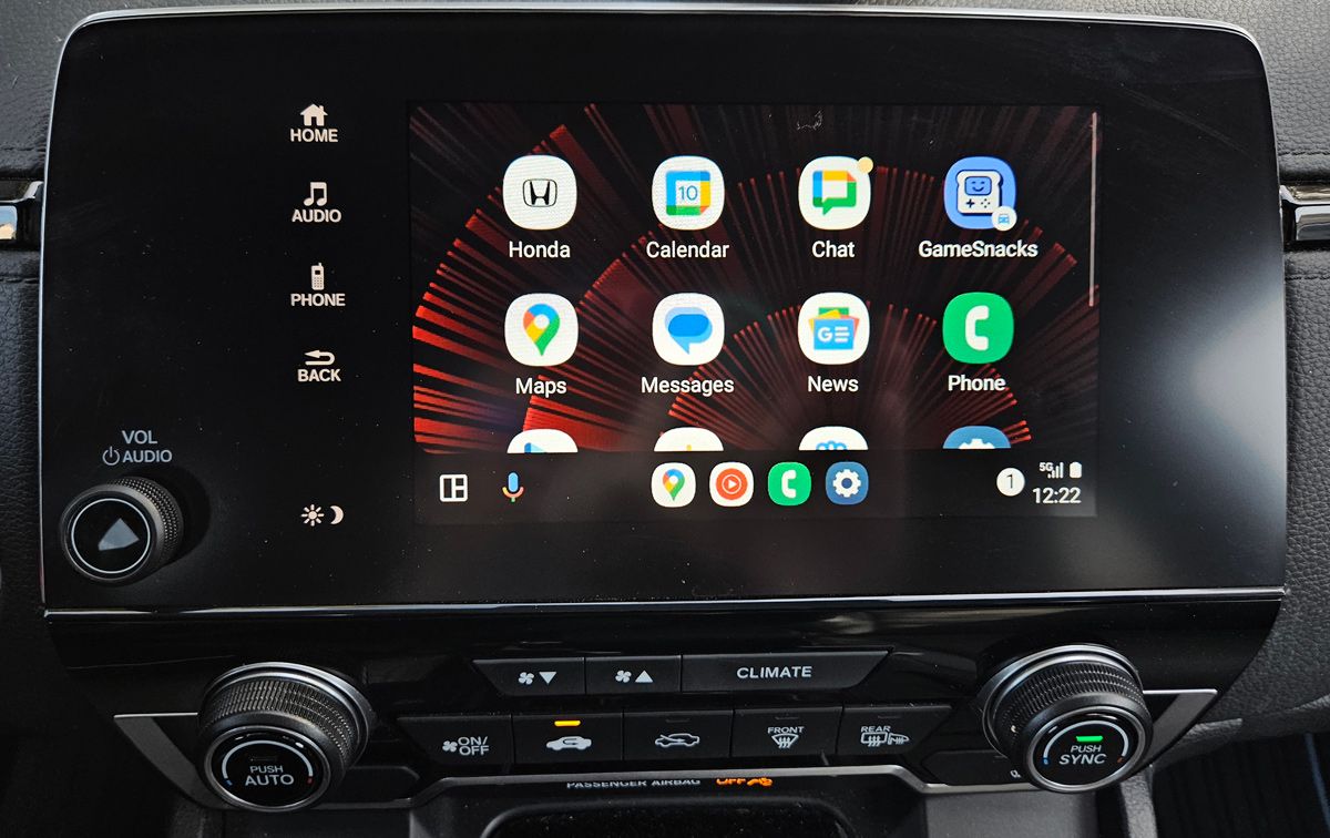 Android Auto homescreen displayed on an in-dash navigation screen
