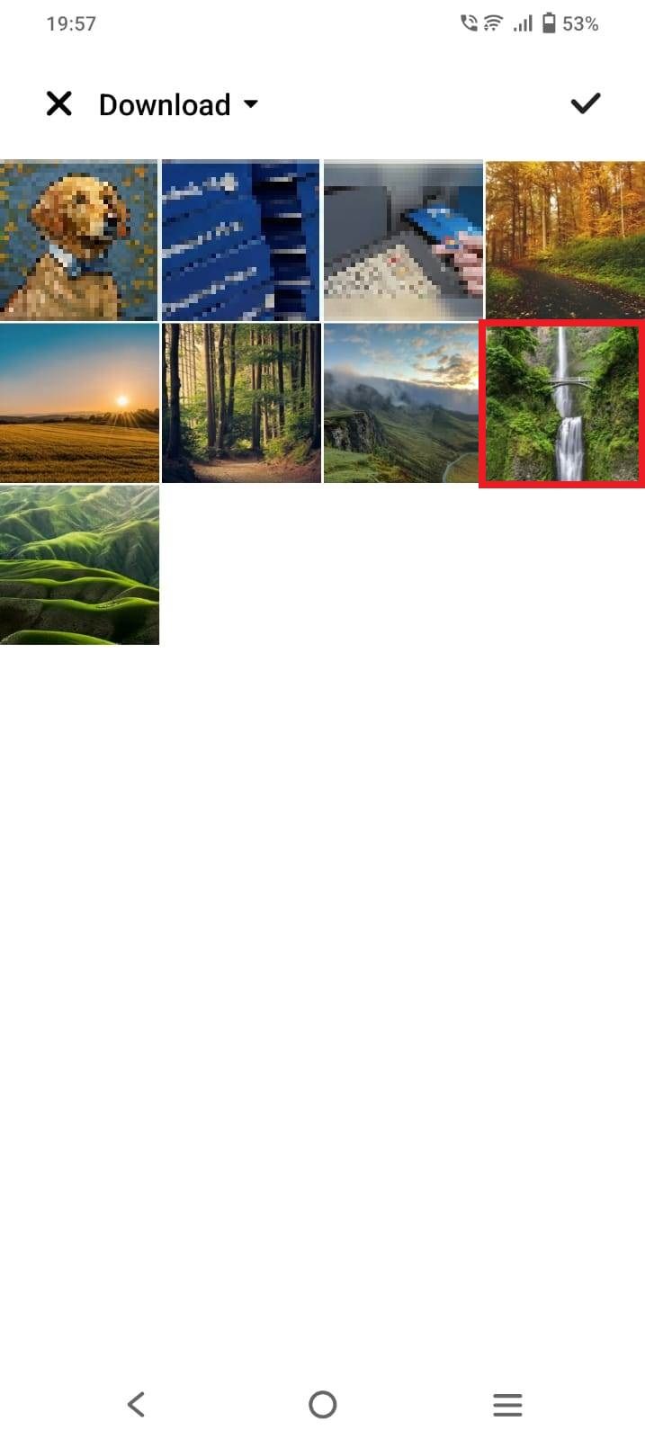 Screenshot highlighting the selected photo in the Image Size app