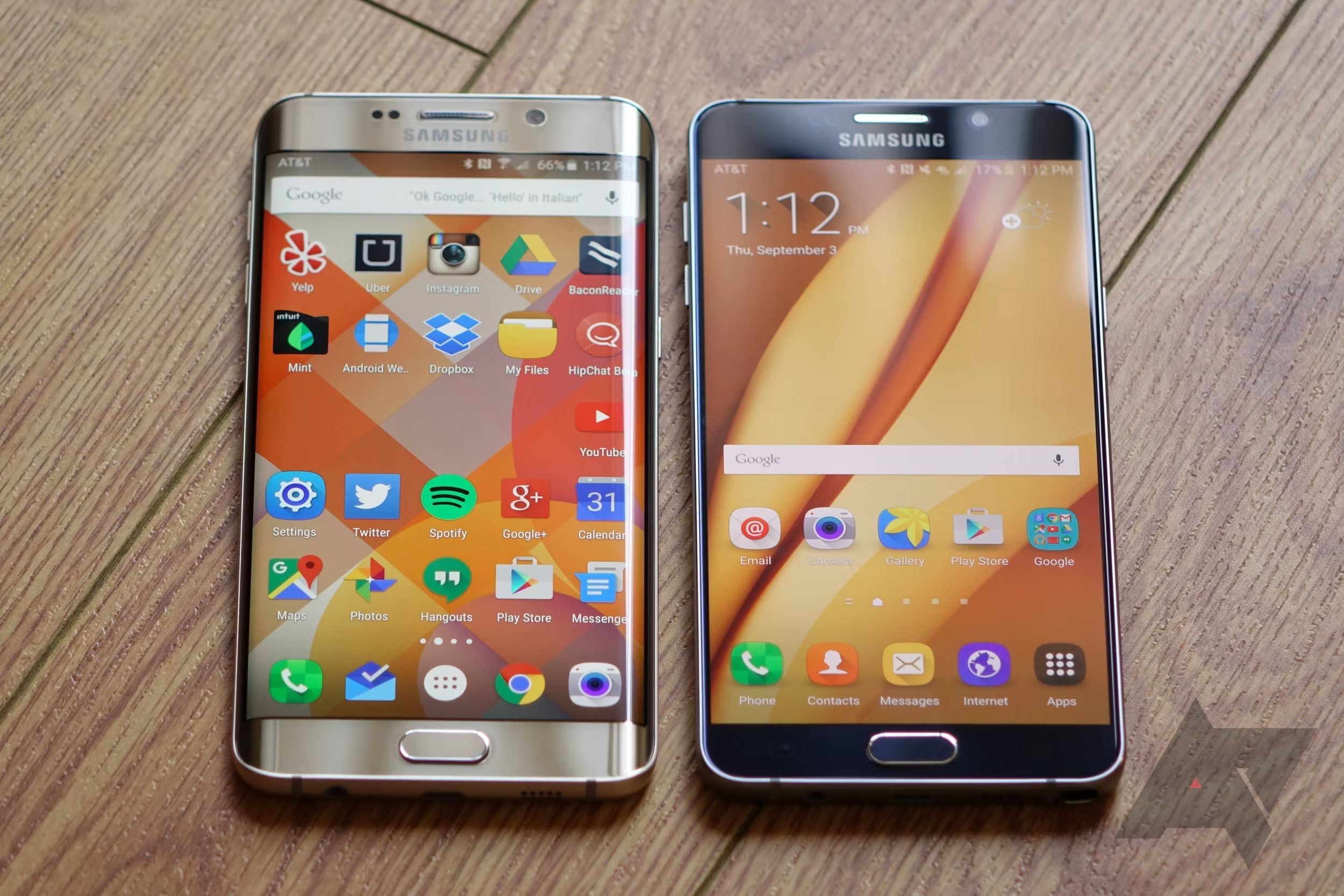 Samsung Galaxy S6 edge+ and Galaxy Note 5 side-by-side on a table