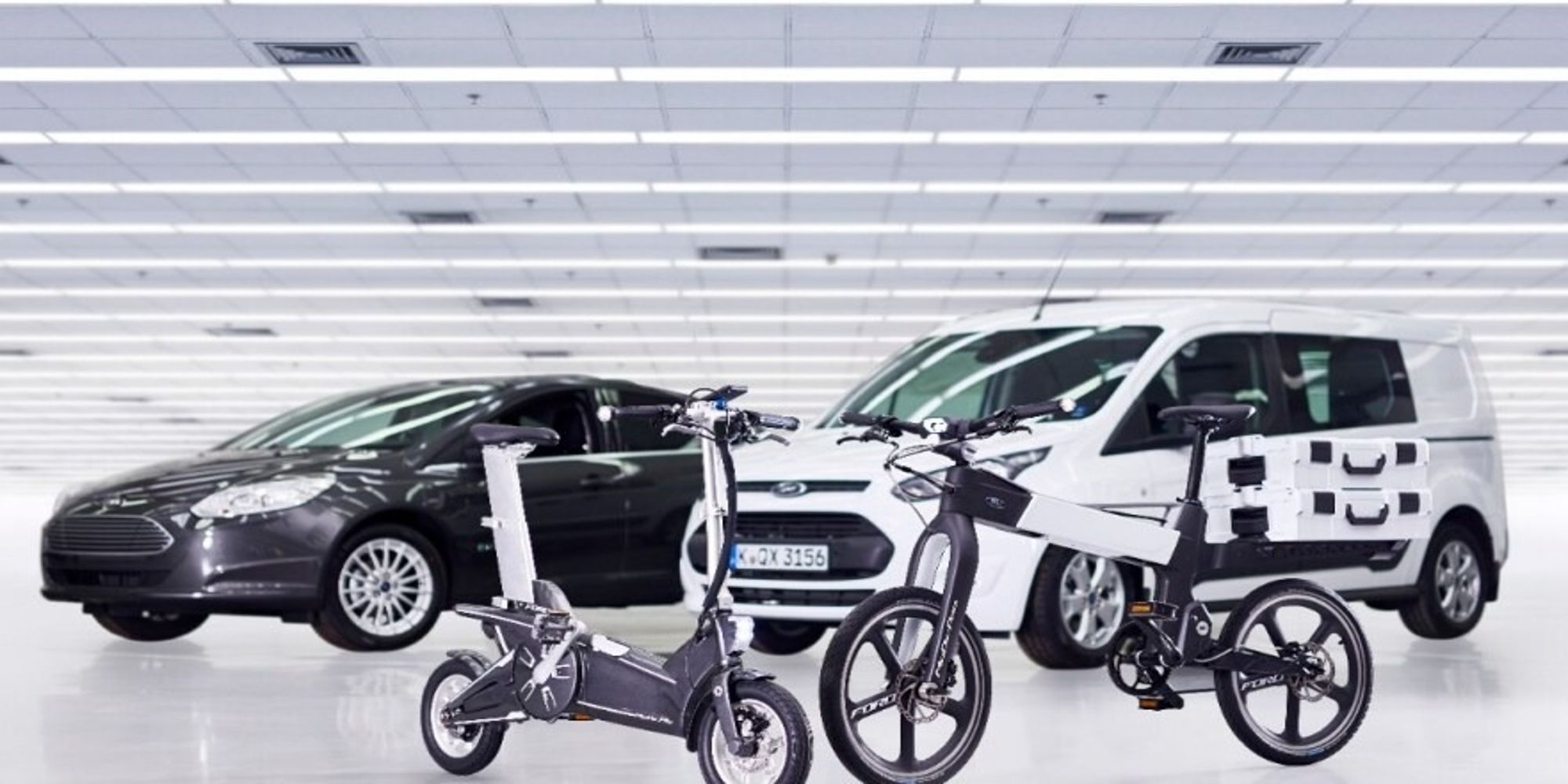 Smart Mobility promotional images on Ford.com