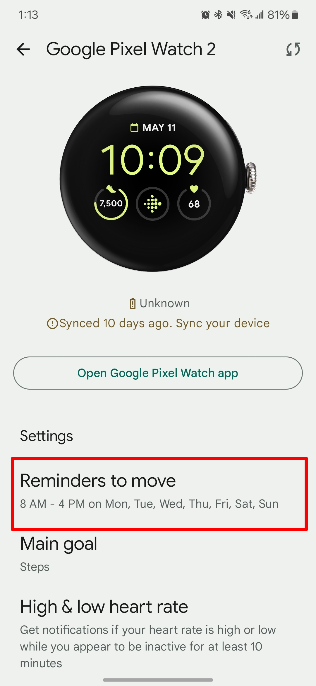 Screenshot of Fitbit app settings with reminders to move section highlighted.