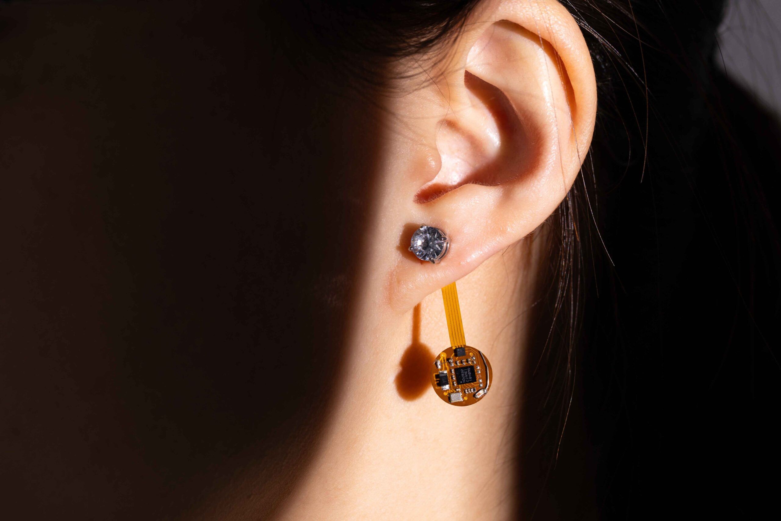 ThermalEarring_WEB_001-scaled