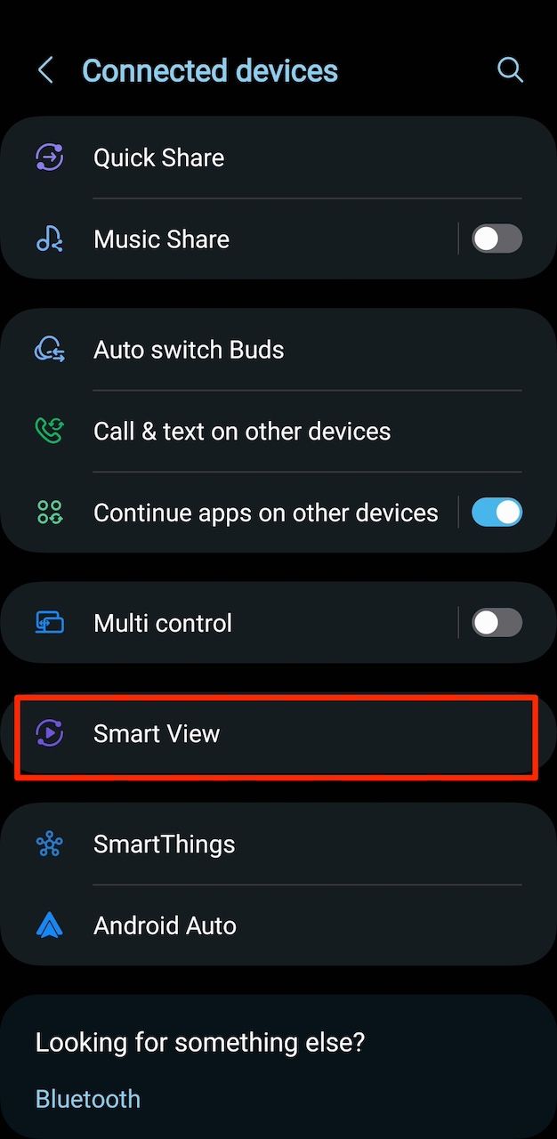 Red rectangle outline highlighting Smart View in the Connected devices menu on Samsung phone