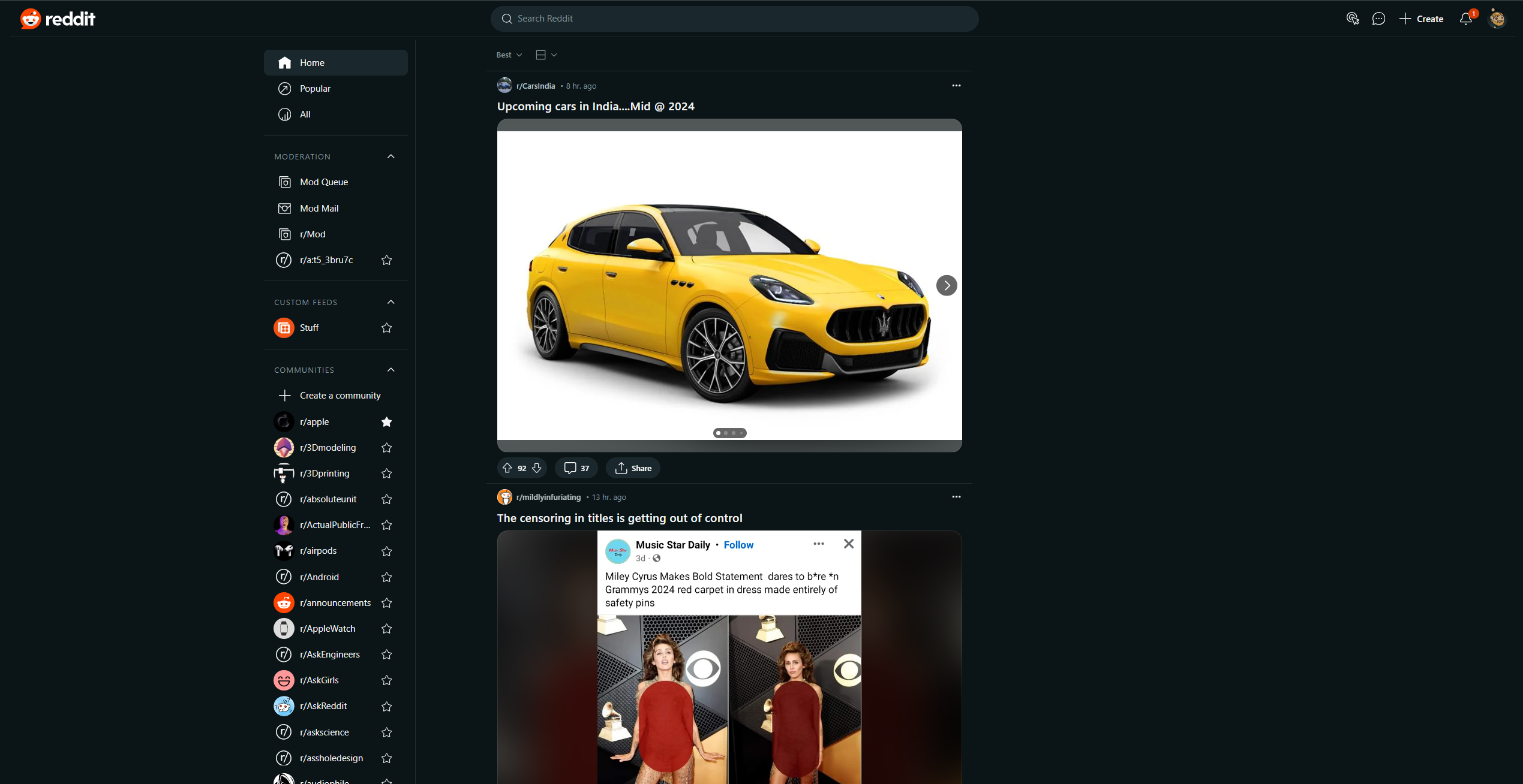 A screenshot of a reddit UI design test with a missing sidebar on the right