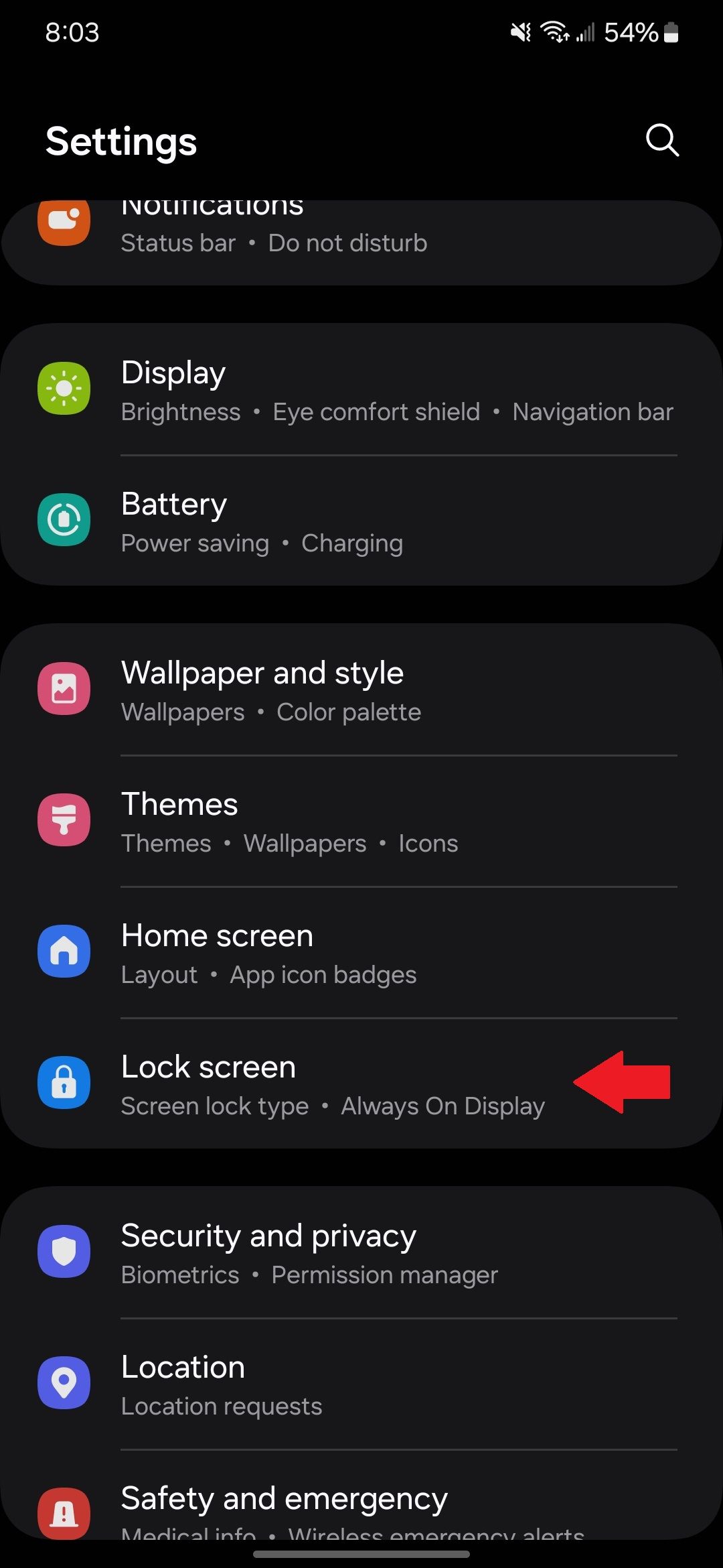 The Samsung settings app with a red arrow pointing to the Lock screen option