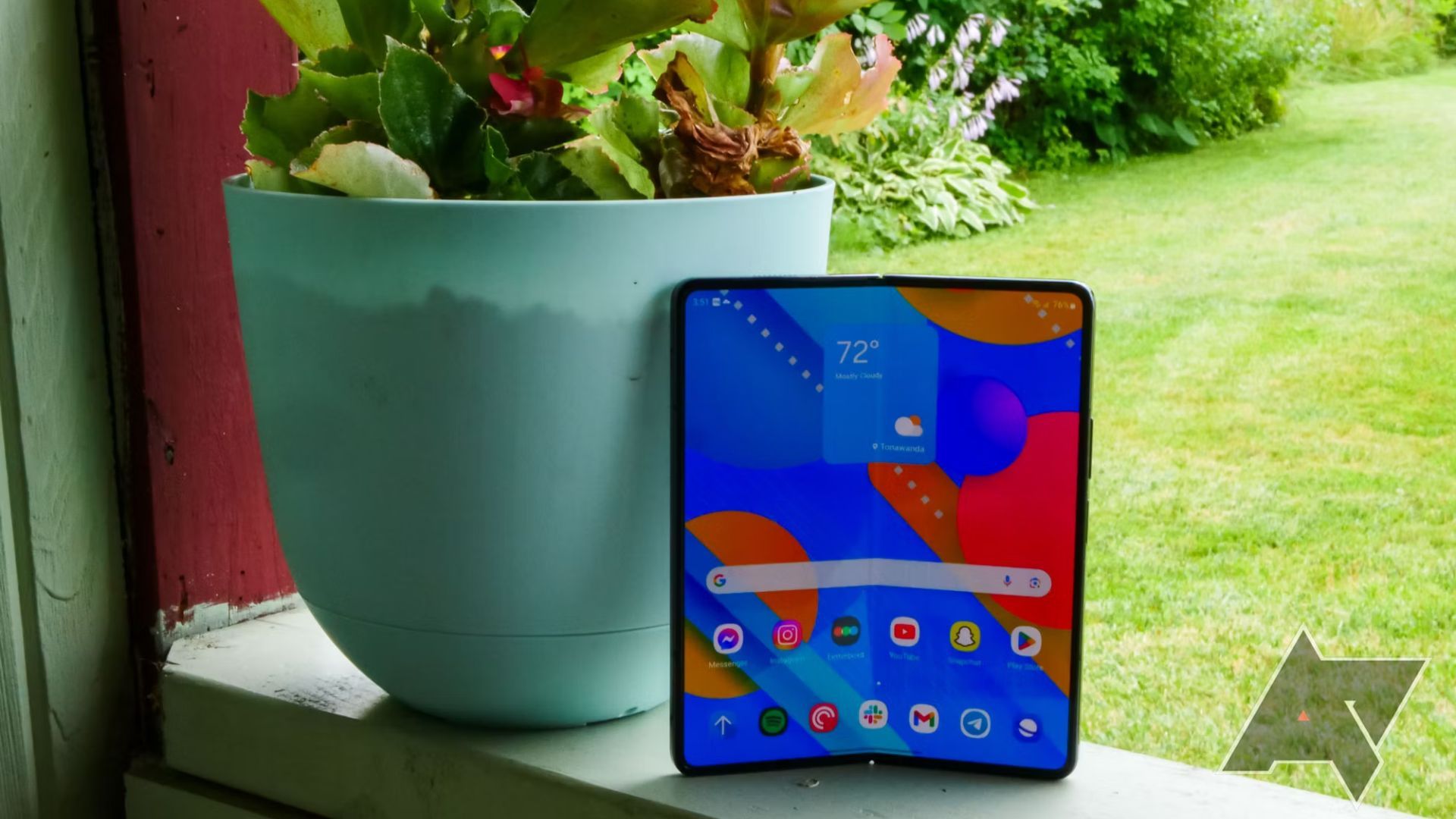 Samsung’s Galaxy Z Fold 6 and Flip 6 will come with a handy new way to check the time