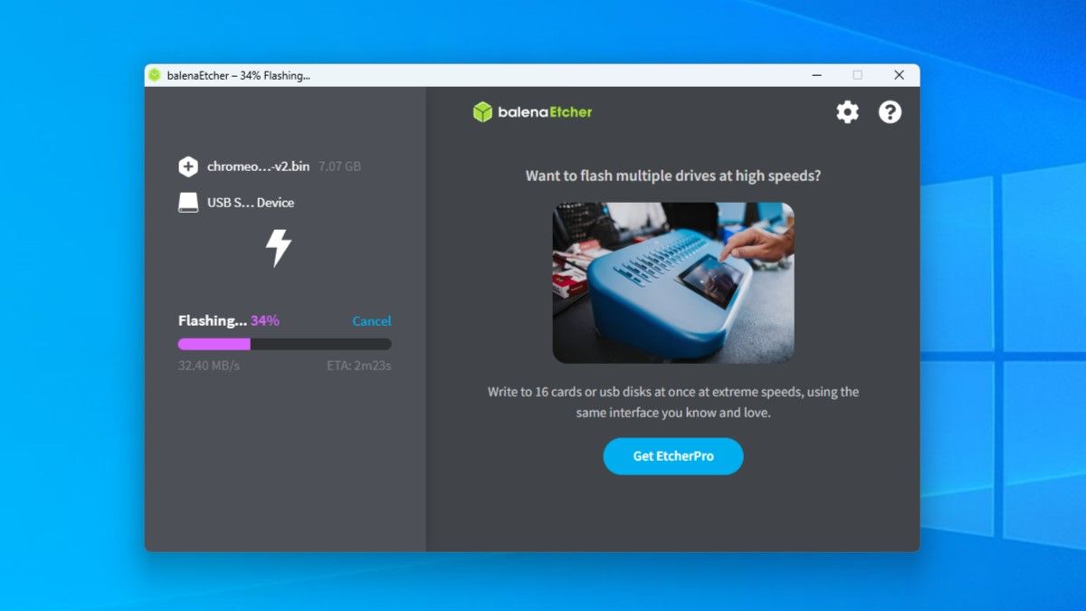 Balena Etcher writing ChromeOS to a flash drive