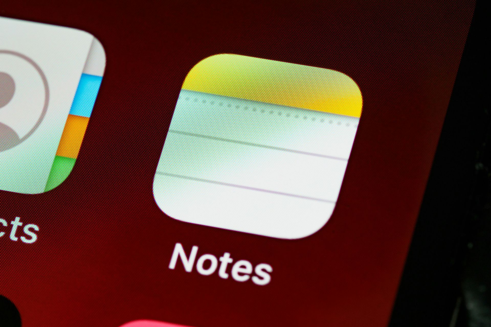 Apple Notes app icon on an iPhone