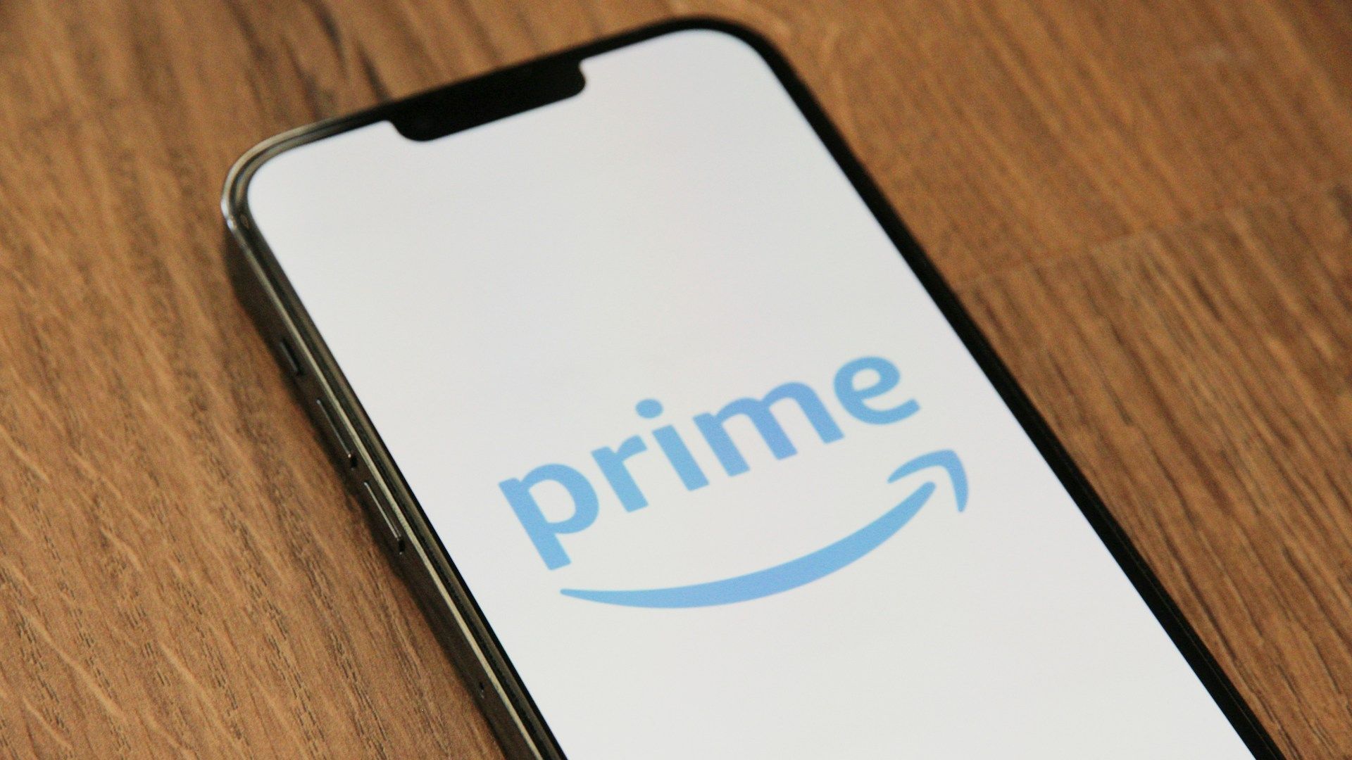 El logotipo de Amazon Prime en la pantalla de un teléfono inteligente