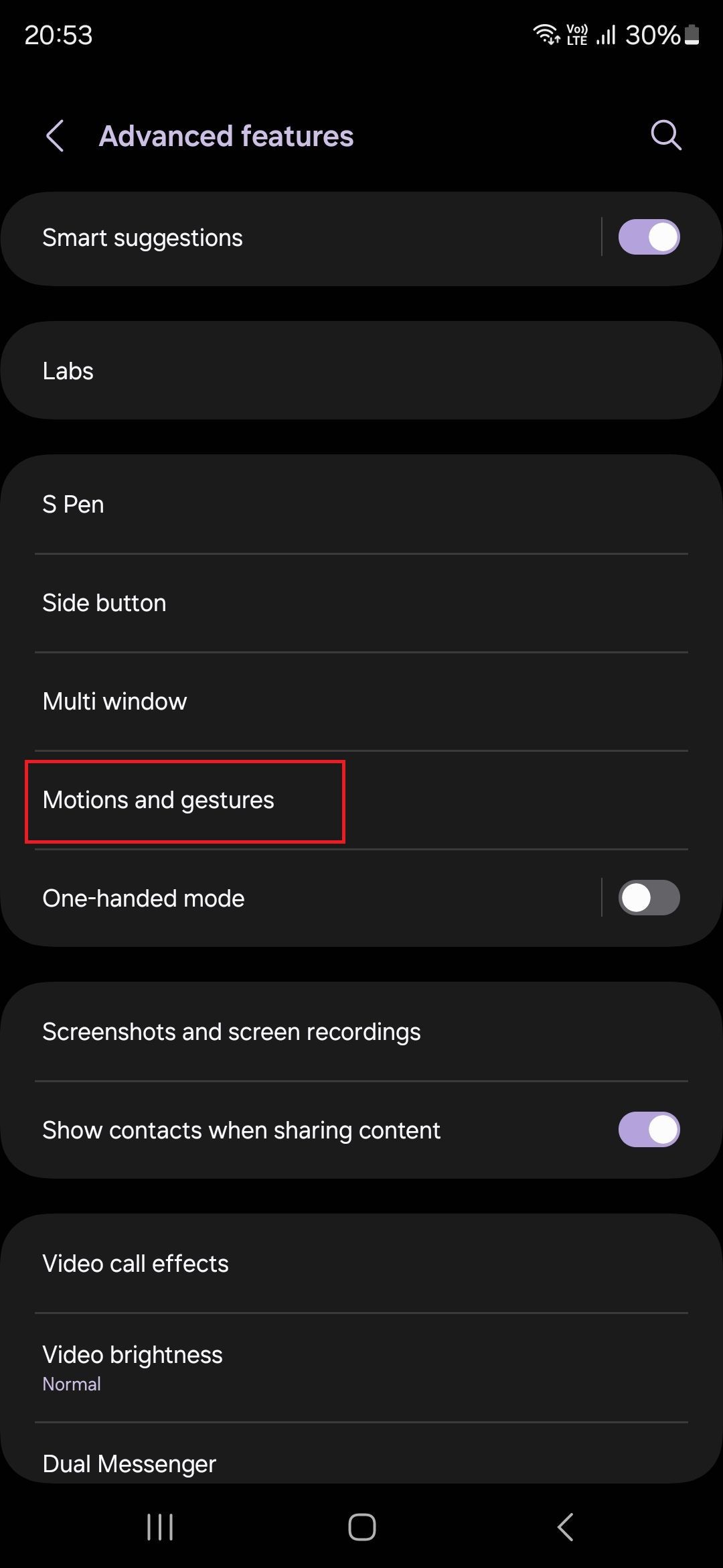 Screenshot highlighting Motions and gestures on a Samsung Galaxy phone