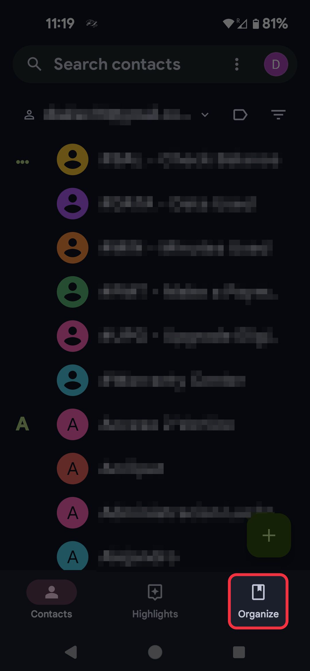 Contacts app main screen highlighting the Organize tab