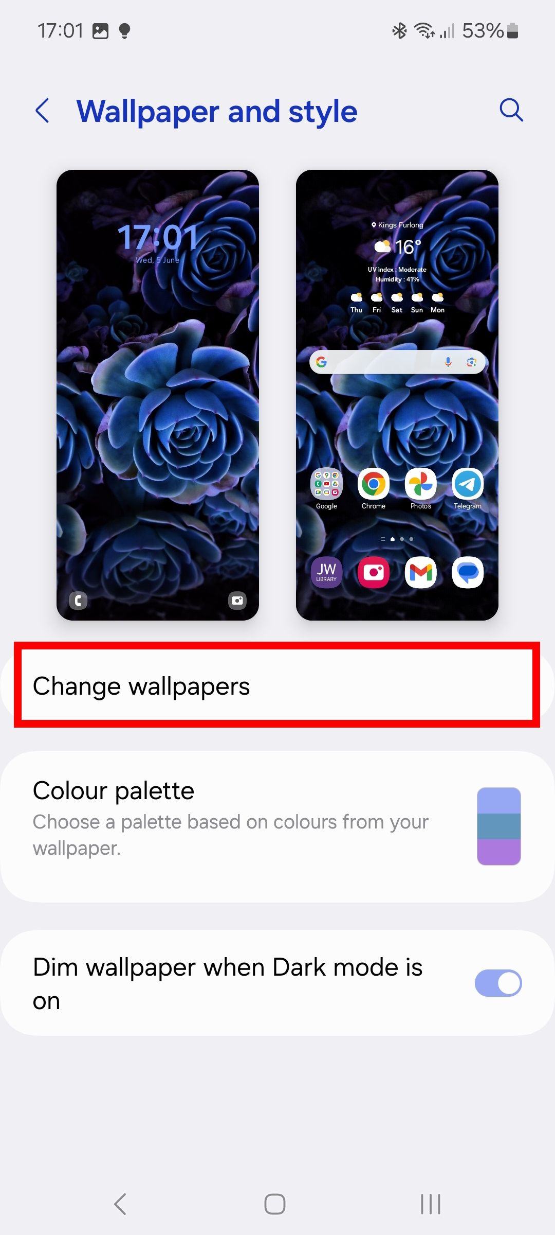 red rectangle outline over change wallpapers