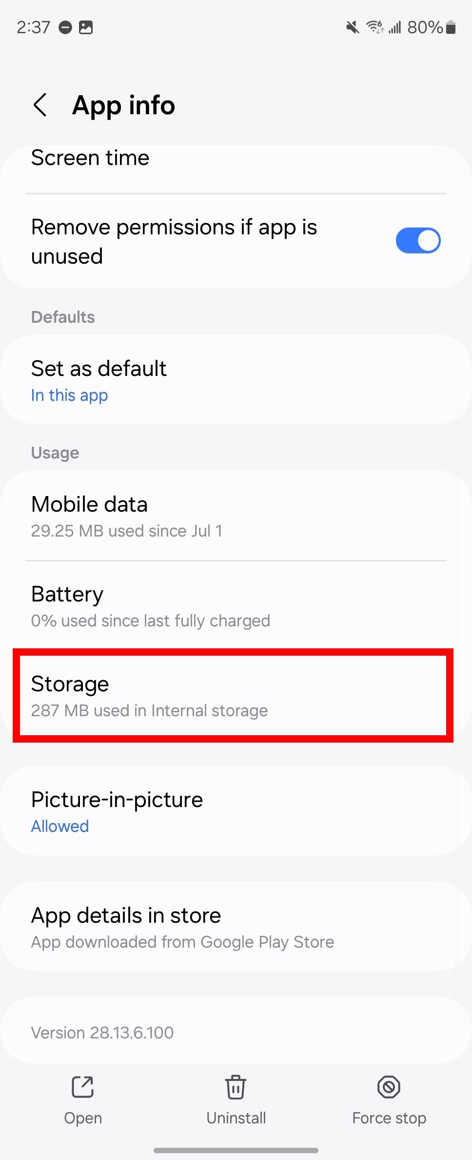 Red rectangle outline over storage option in App info page on a Samsung Galaxy Z Fold 6