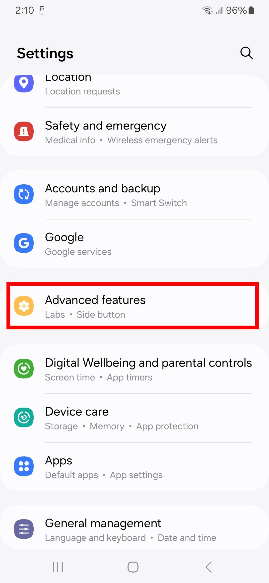 Red rectangle outline highlighting advanced features in Samsung settings