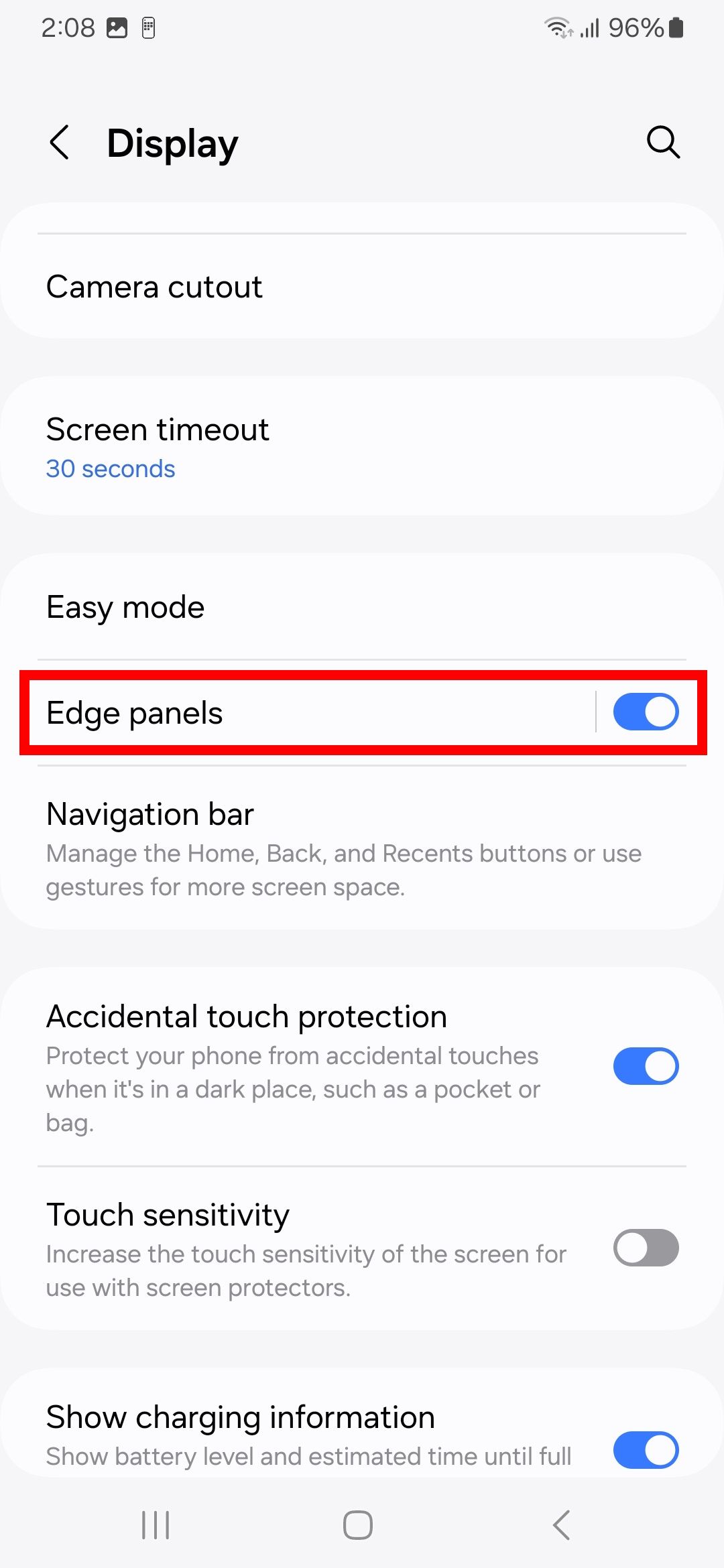 Red rectangle outline highlighting Edge panels and toggle in display settings